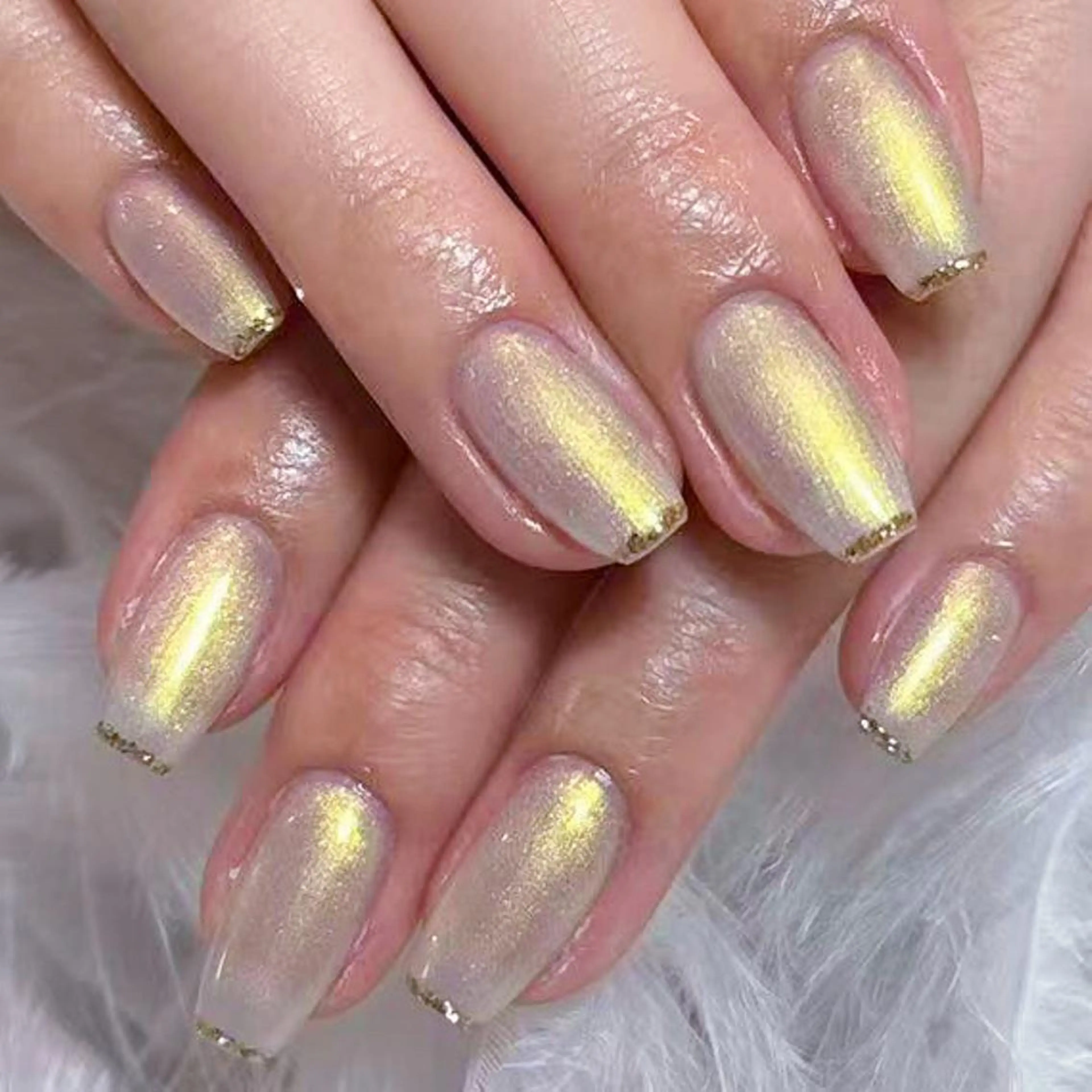 ネイル アートネイル オーロラネイル ガーリー キラキラネイル 韓国ネイル ハンドネイル DIAMOND 💅のネイルデザイン