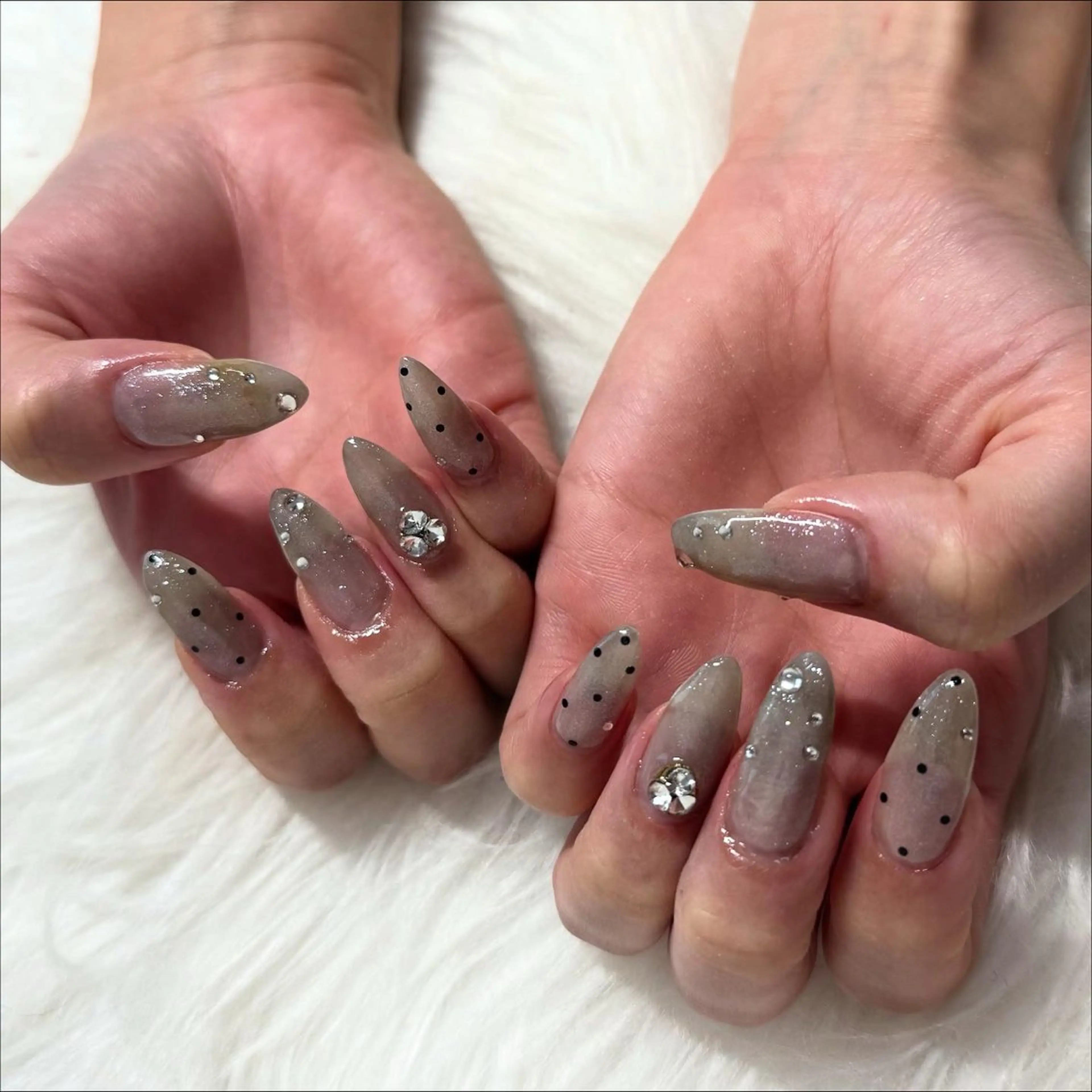 ロング ハンドネイル mao .のネイルデザイン