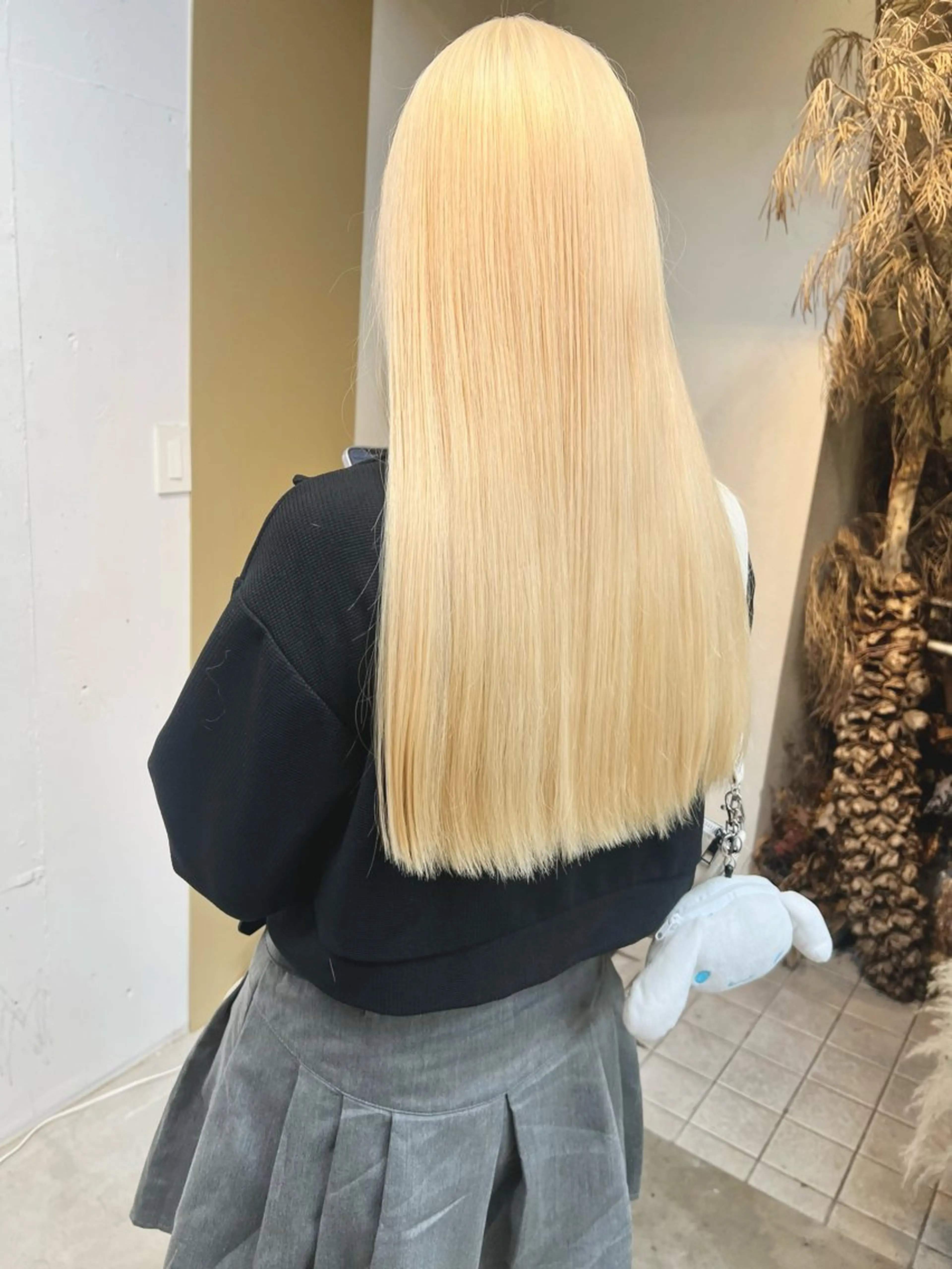 ロング カラー ヘアアレンジ ヘアカラー トリートメント ツガミ リナのヘアスタイル