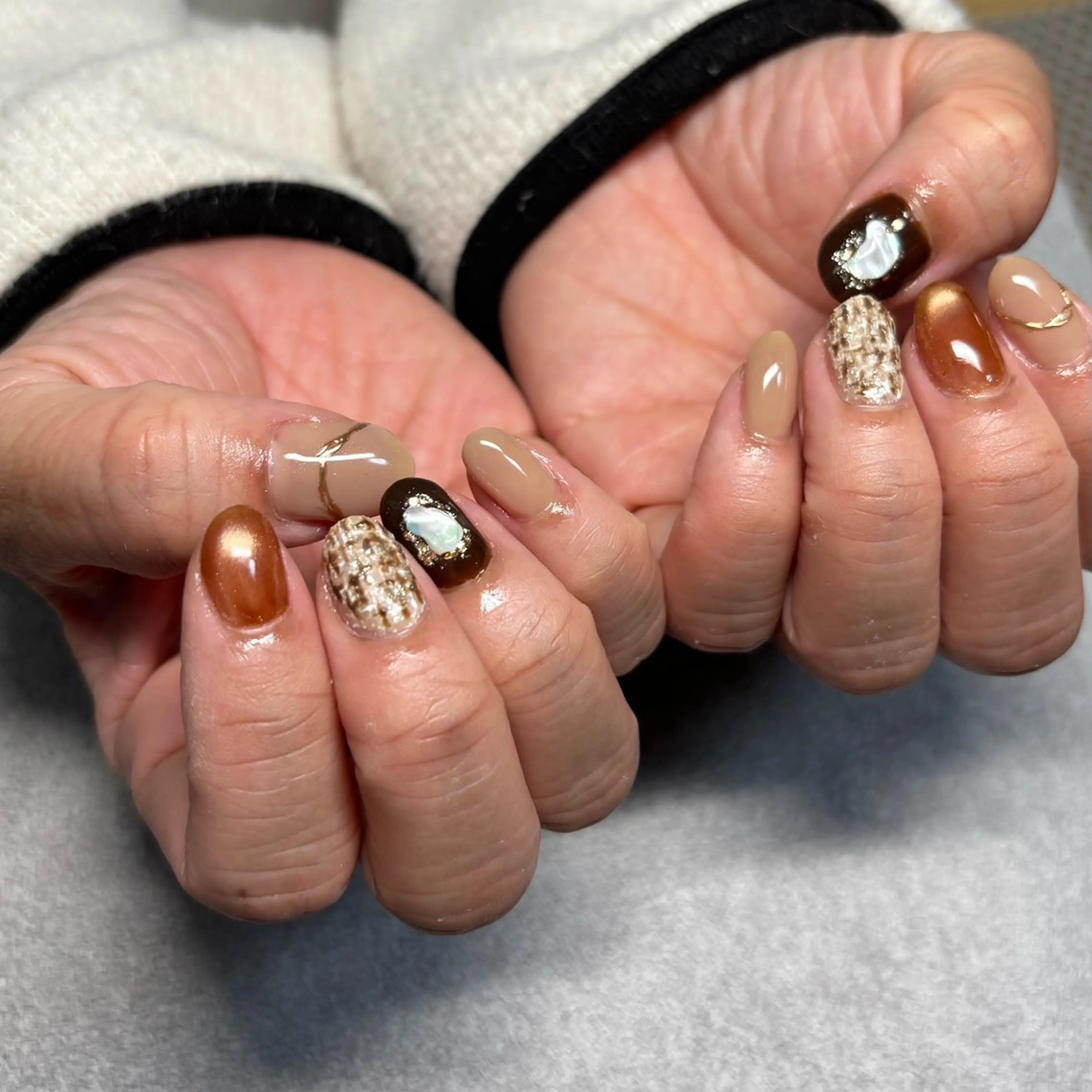 ネイル マグネットネイル ツイードネイル nail salon Lanaのネイルデザイン