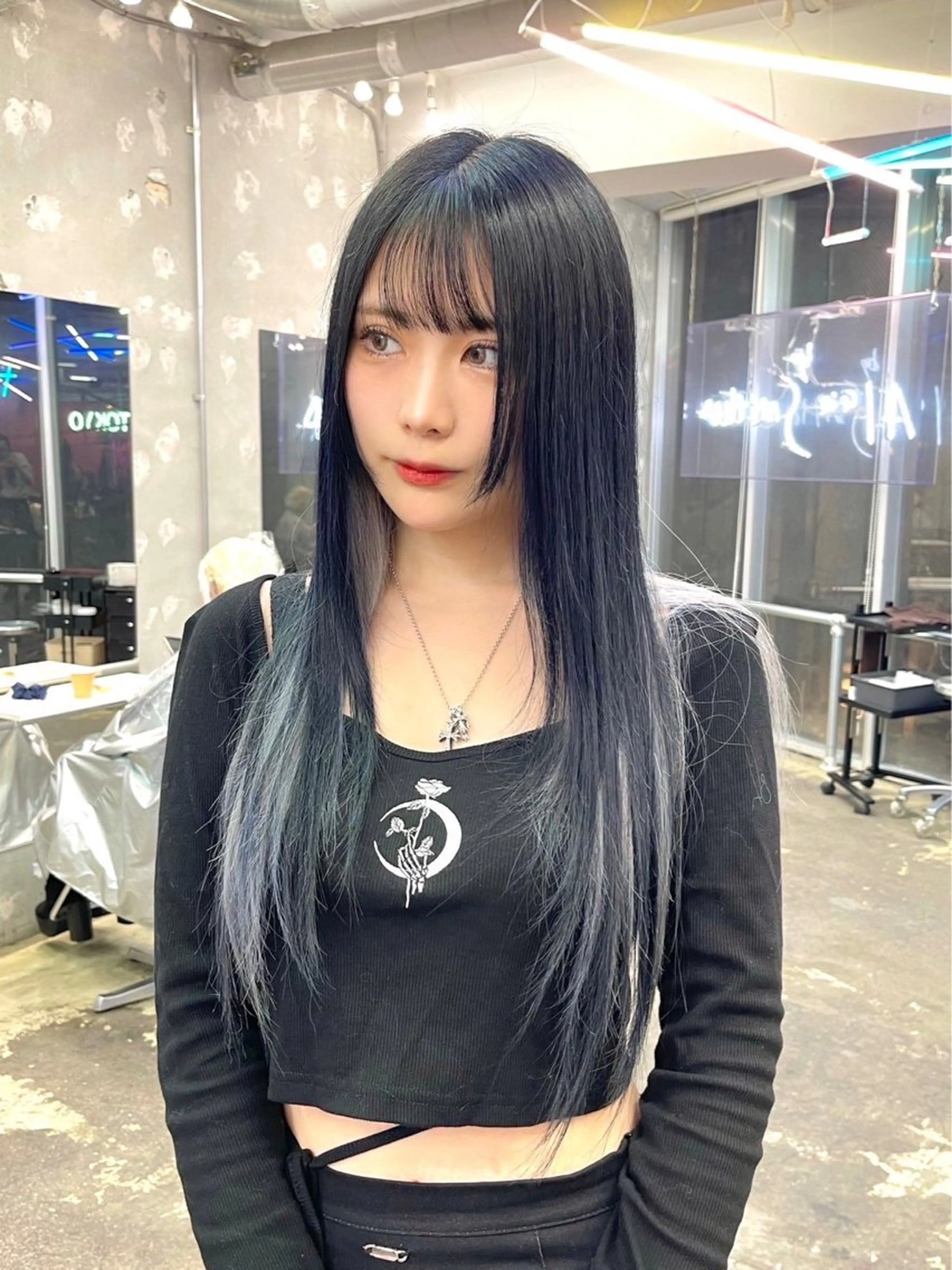 ロング 💥ウルフカット デザインあんな💥のヘアスタイル