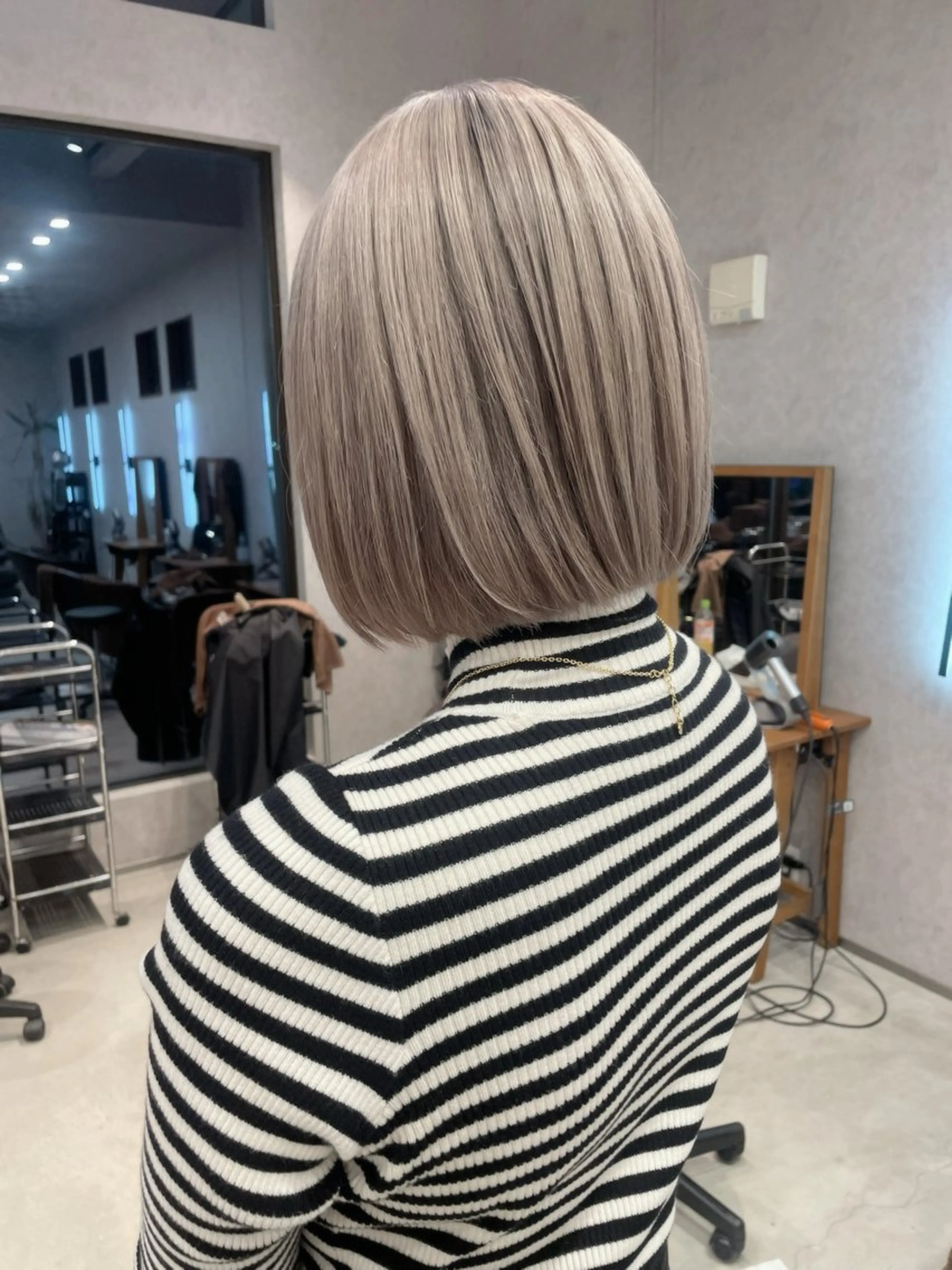 カラー ベージュカラー ダブルカラー ホワイトベージュ ヘアカラー 透明感カラー/ボブ misaki °＊のヘアスタイル