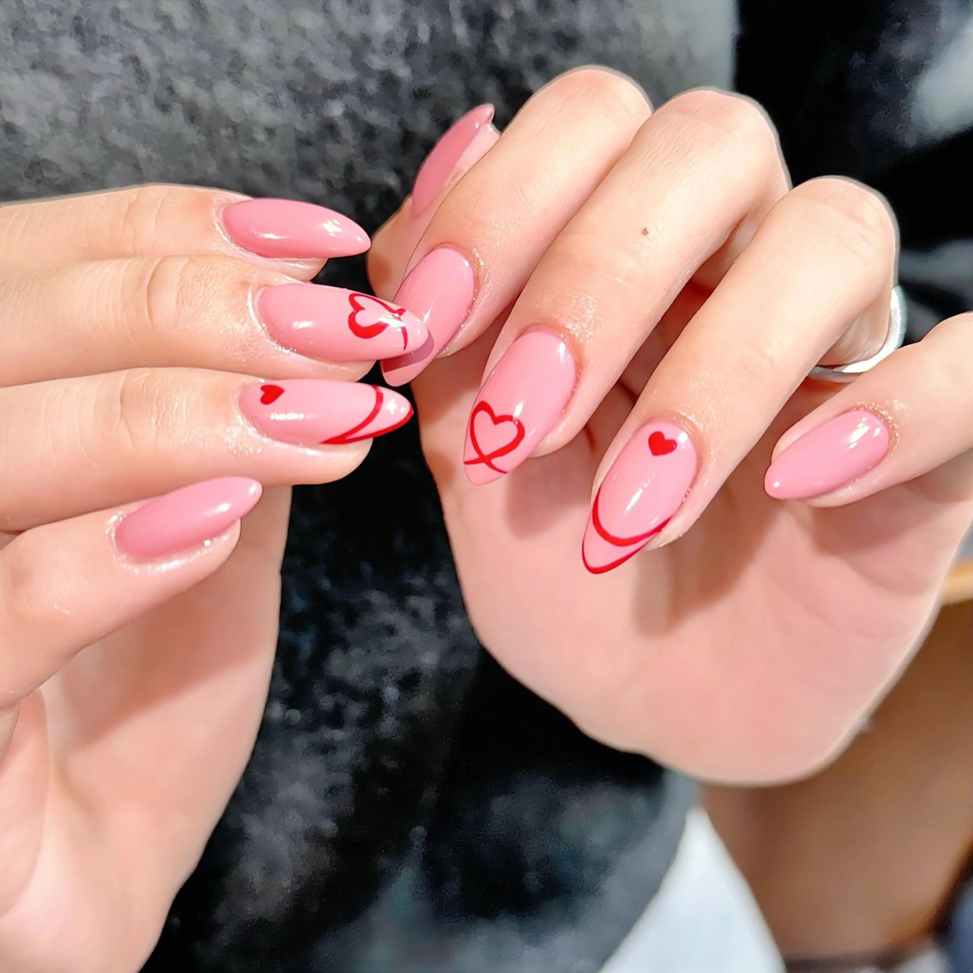 ネイル チークネイル キラキラネイル マグネットネイル ワンホンネイル 冬ネイル ハンドネイル 🫧OPELIA NAIL渋谷🫧のネイルデザイン
