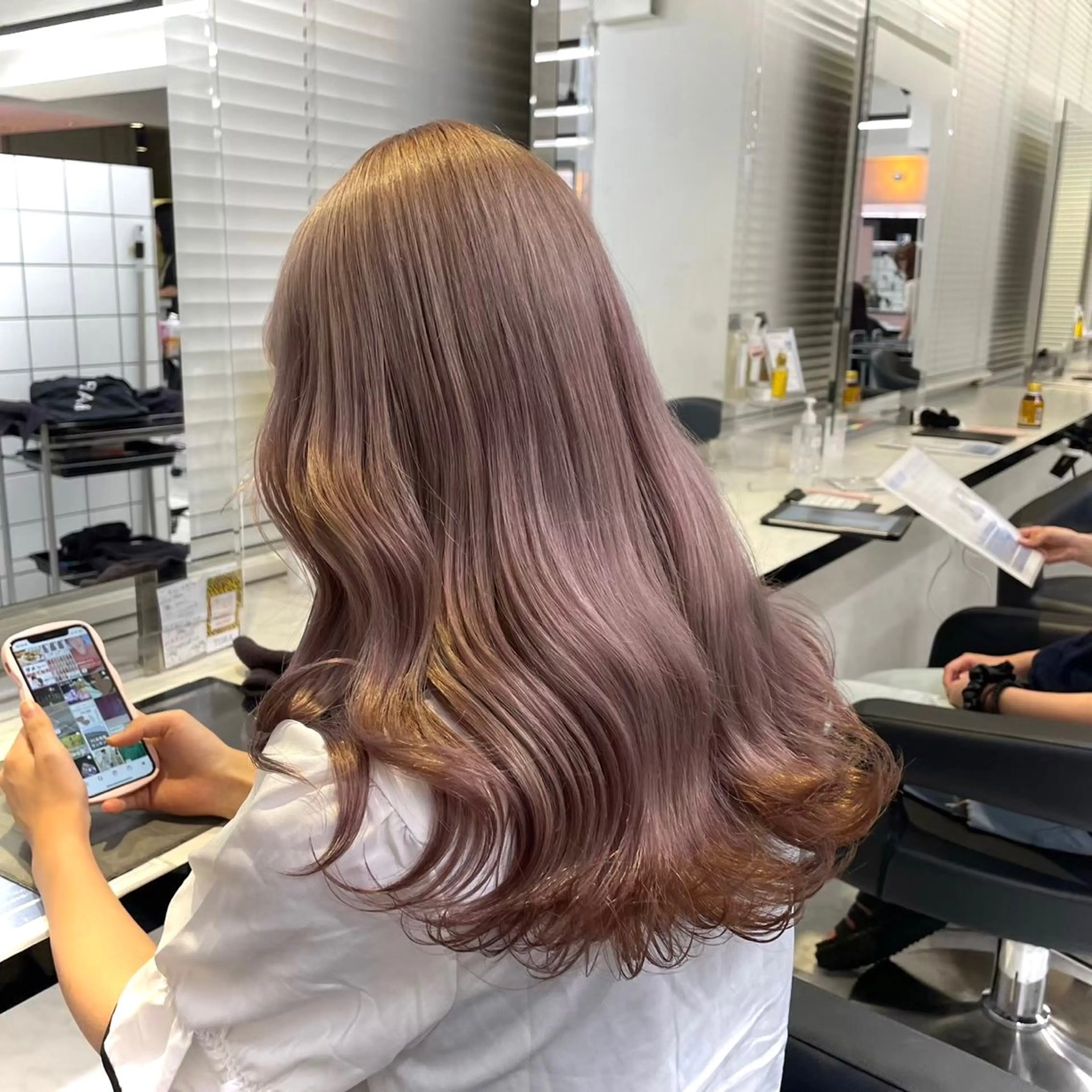 ロング ヘアカラー ヘアセット Miwa🤍ダメージ レスカラー特化🦢のヘアスタイル