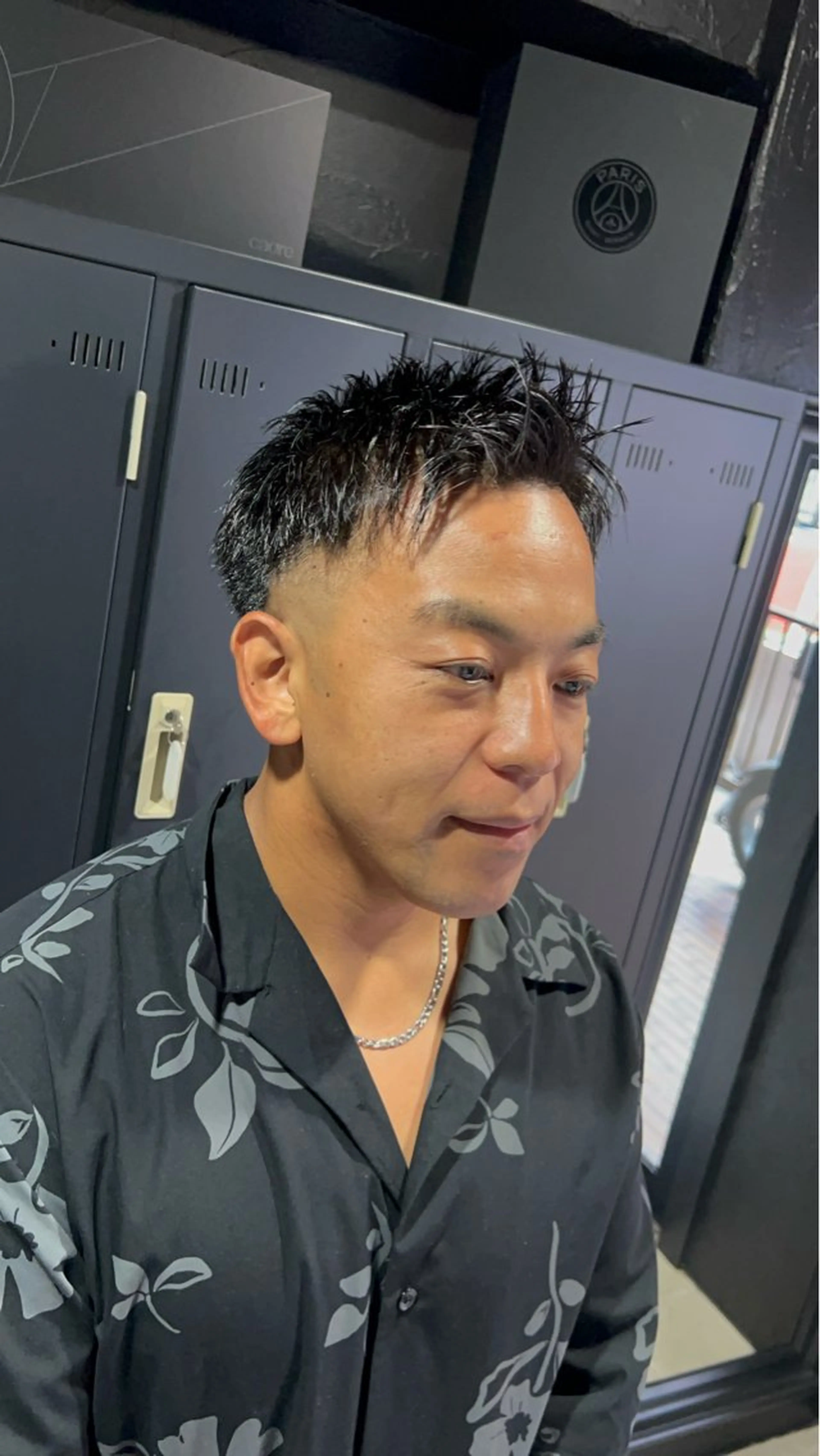 ショート メンズ フェードカット スキンフェード 難波/メンズウルフ・ フェザーパーマ鶴田文のヘアスタイル