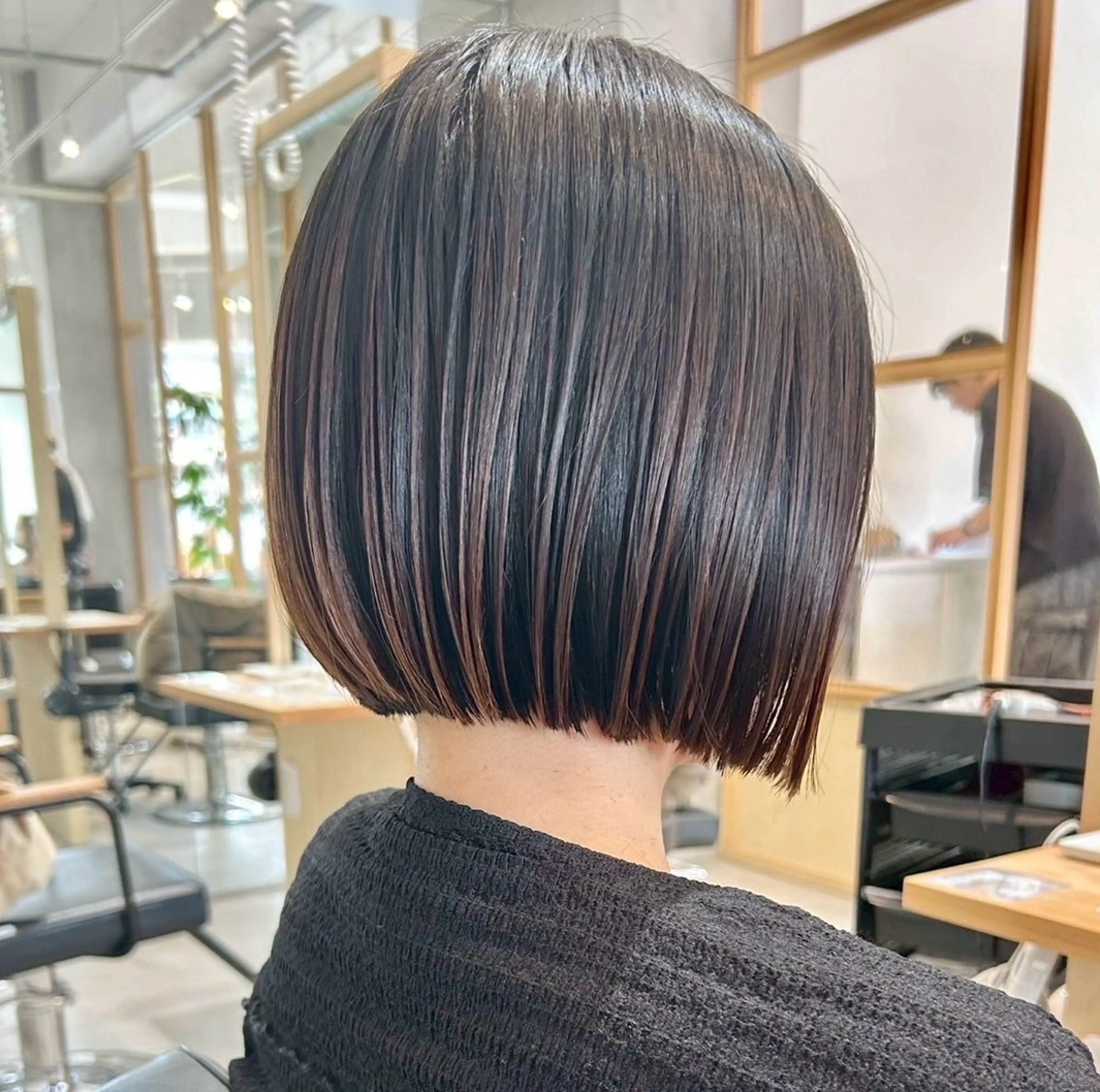 ショート カット FERIA かりんのヘアスタイル