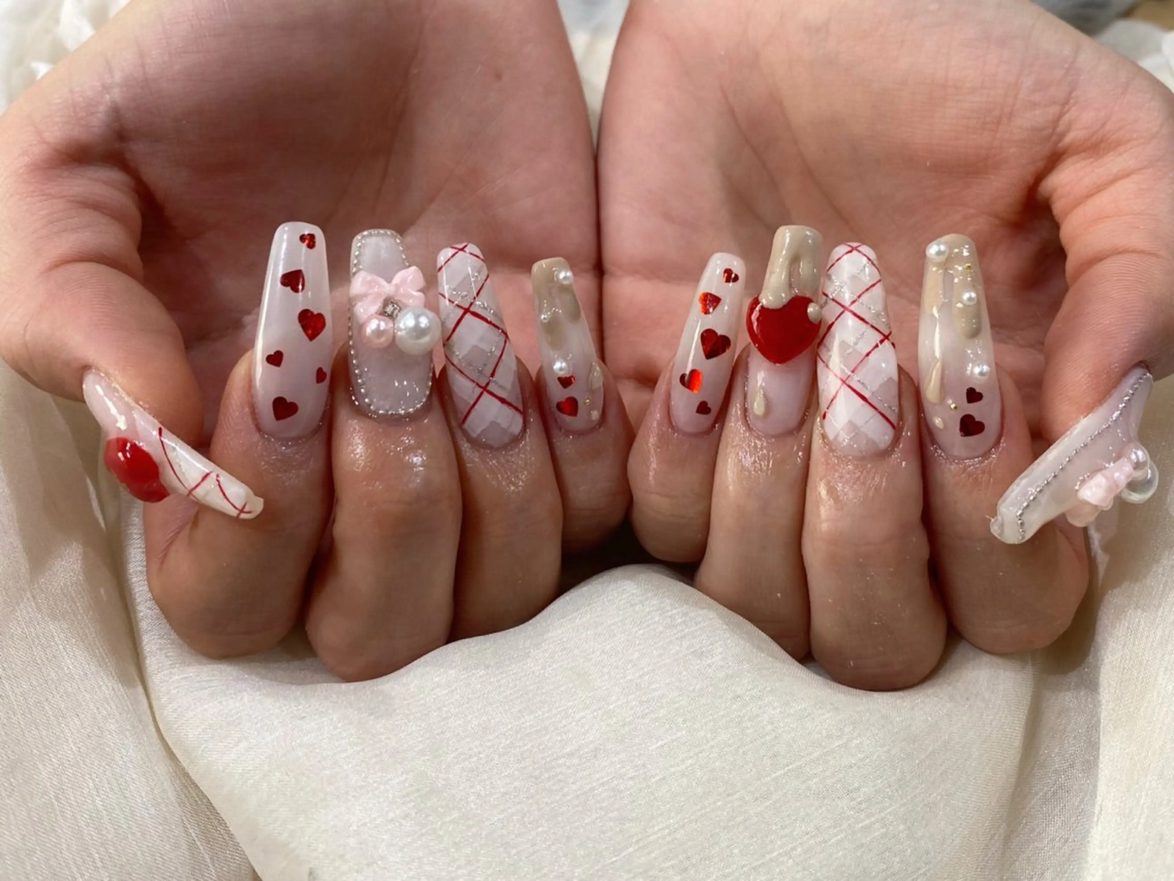 ロング ハンドネイル Nail  R💫 naoのネイルデザイン