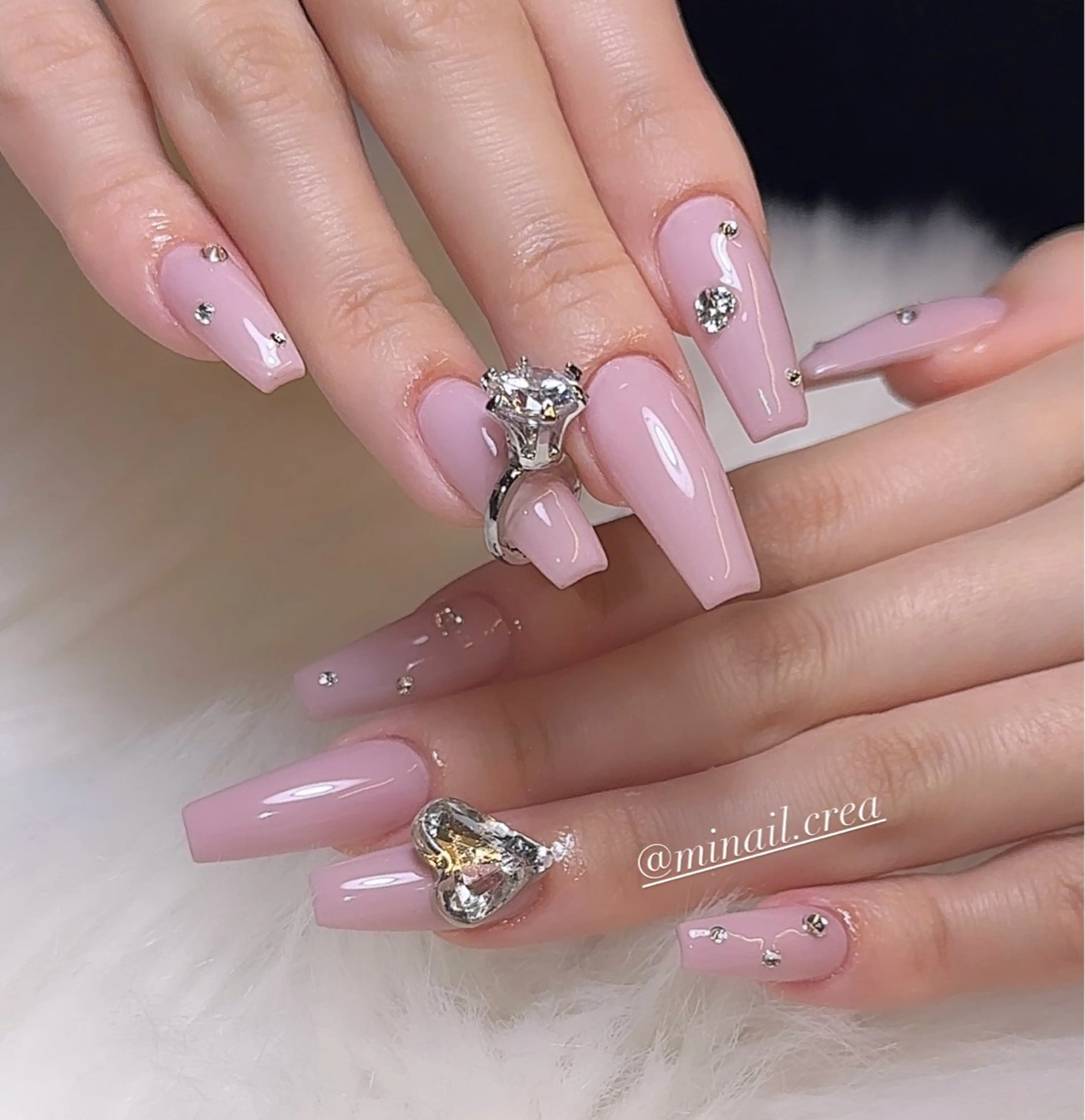 ネイル 長さ出し ジェルネイル キラキラネイル ロングネイル ワンカラーネイル ハンドネイル CRéA　-private nailsalon-所属・CReA nailのネイルデザイン