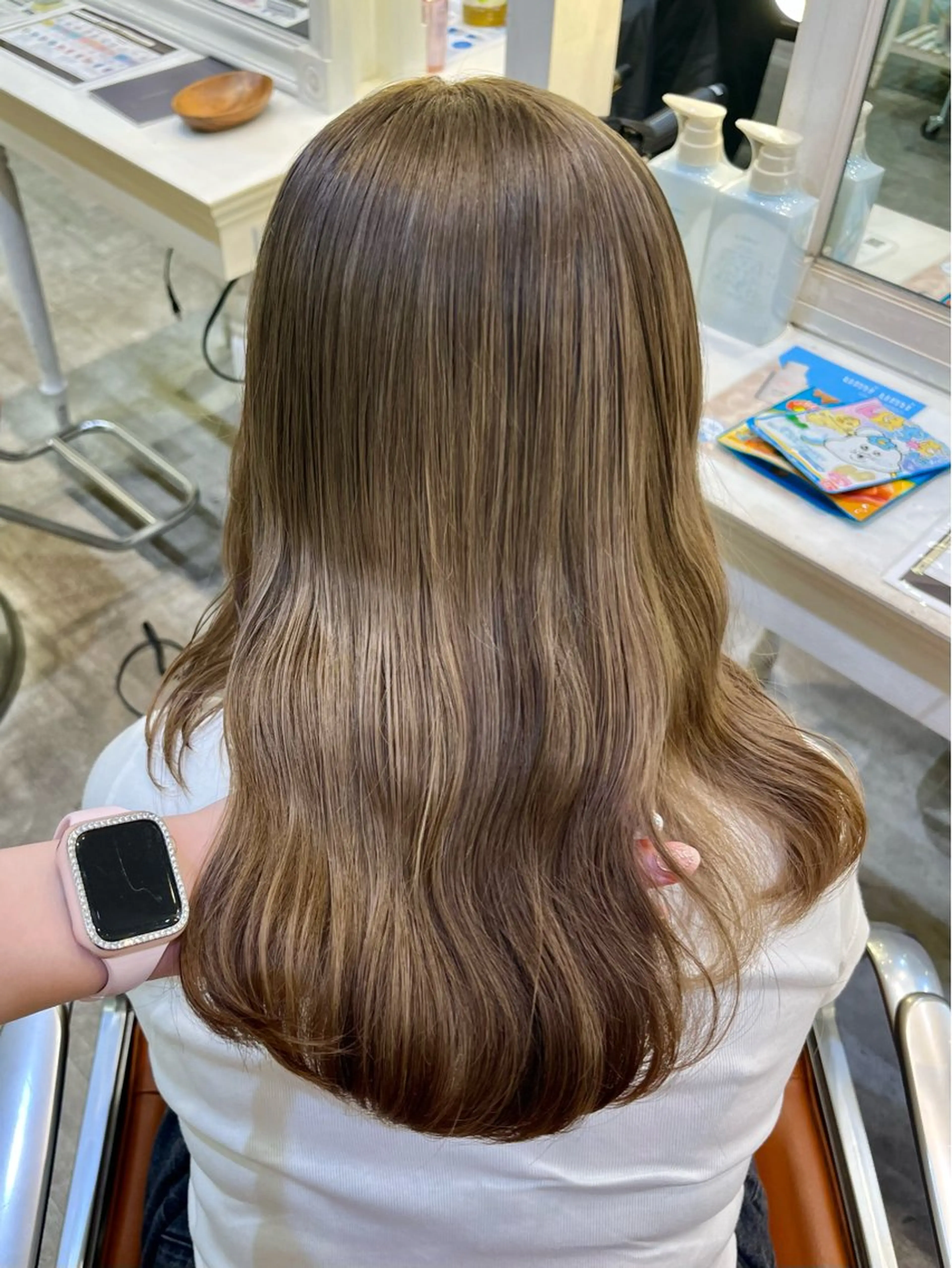 カラー ベージュカラー ブリーチ ヘーゼル カット ヘアカラー 🎀ガーリーヘア🎀 ツヤ髪カラー/amiのヘアスタイル