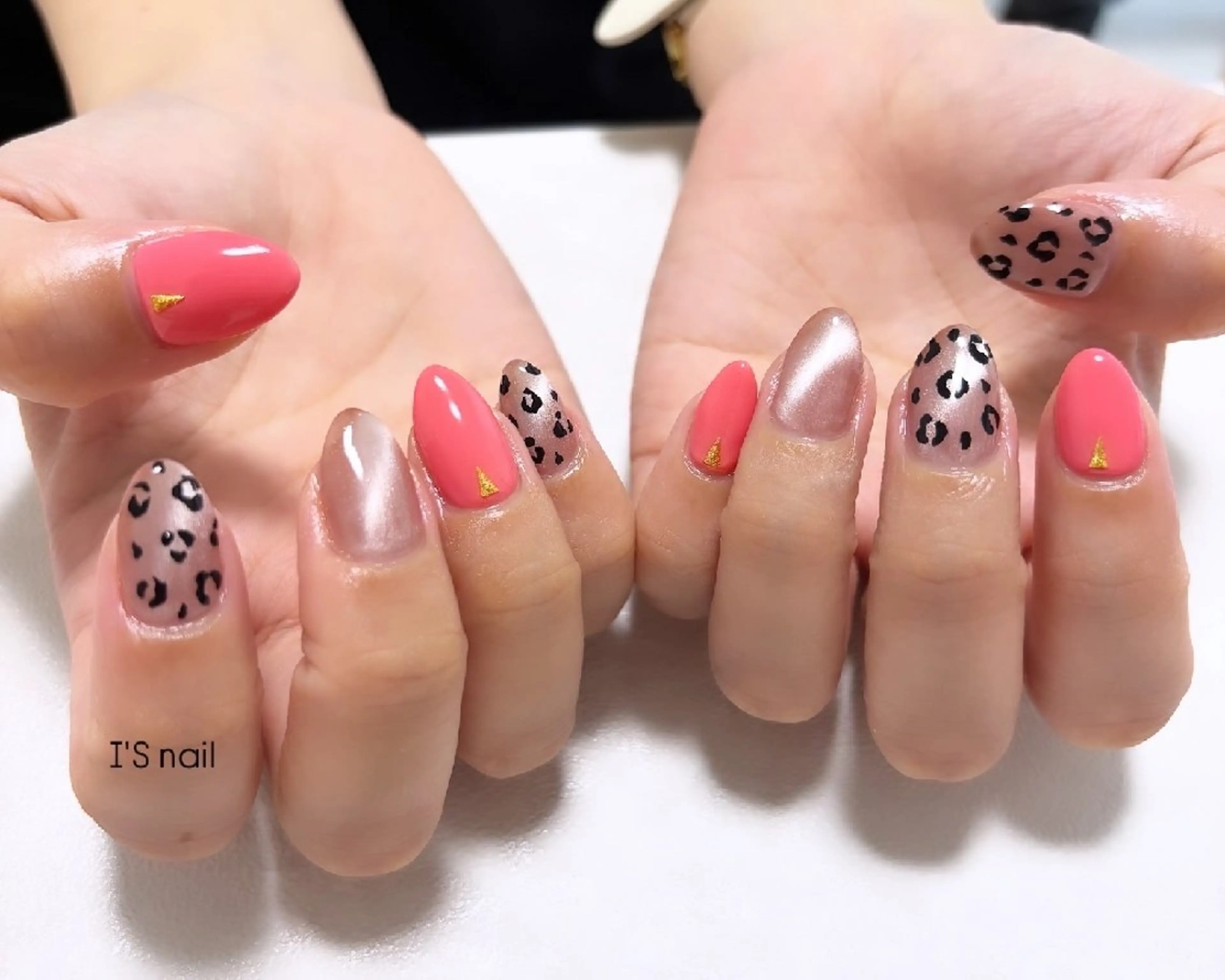 ネイル アニマル柄 マグネットネイル ハンドネイル I'S nail 佐野のネイルデザイン