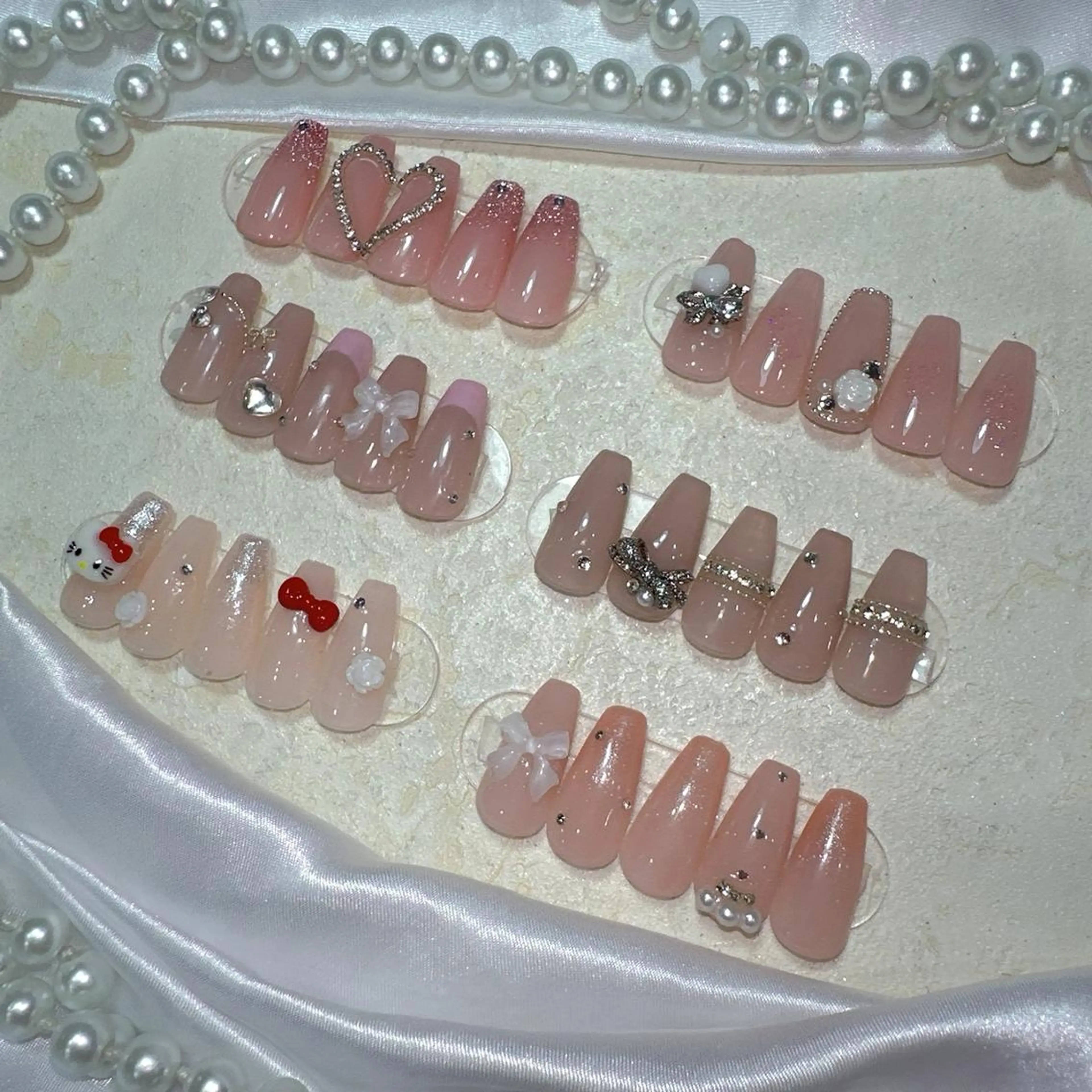 ネイル アートネイル フラッシュネイル ジェルネイル 氷ネイル・うるうるネイル キラキラネイル You&Me ネイルサロン2のネイルデザイン