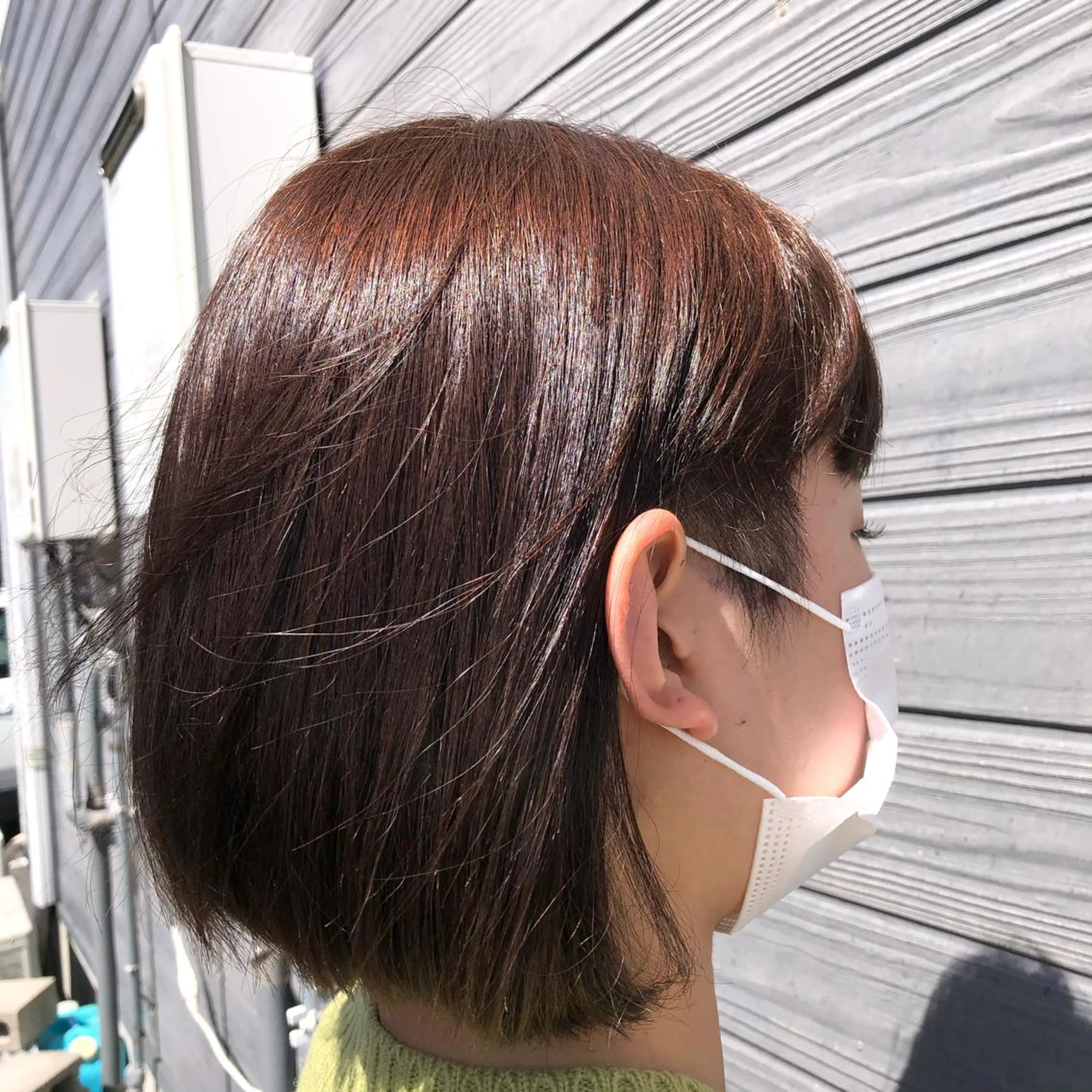 ショート ヘアカラー 半田 知穂のヘアスタイル