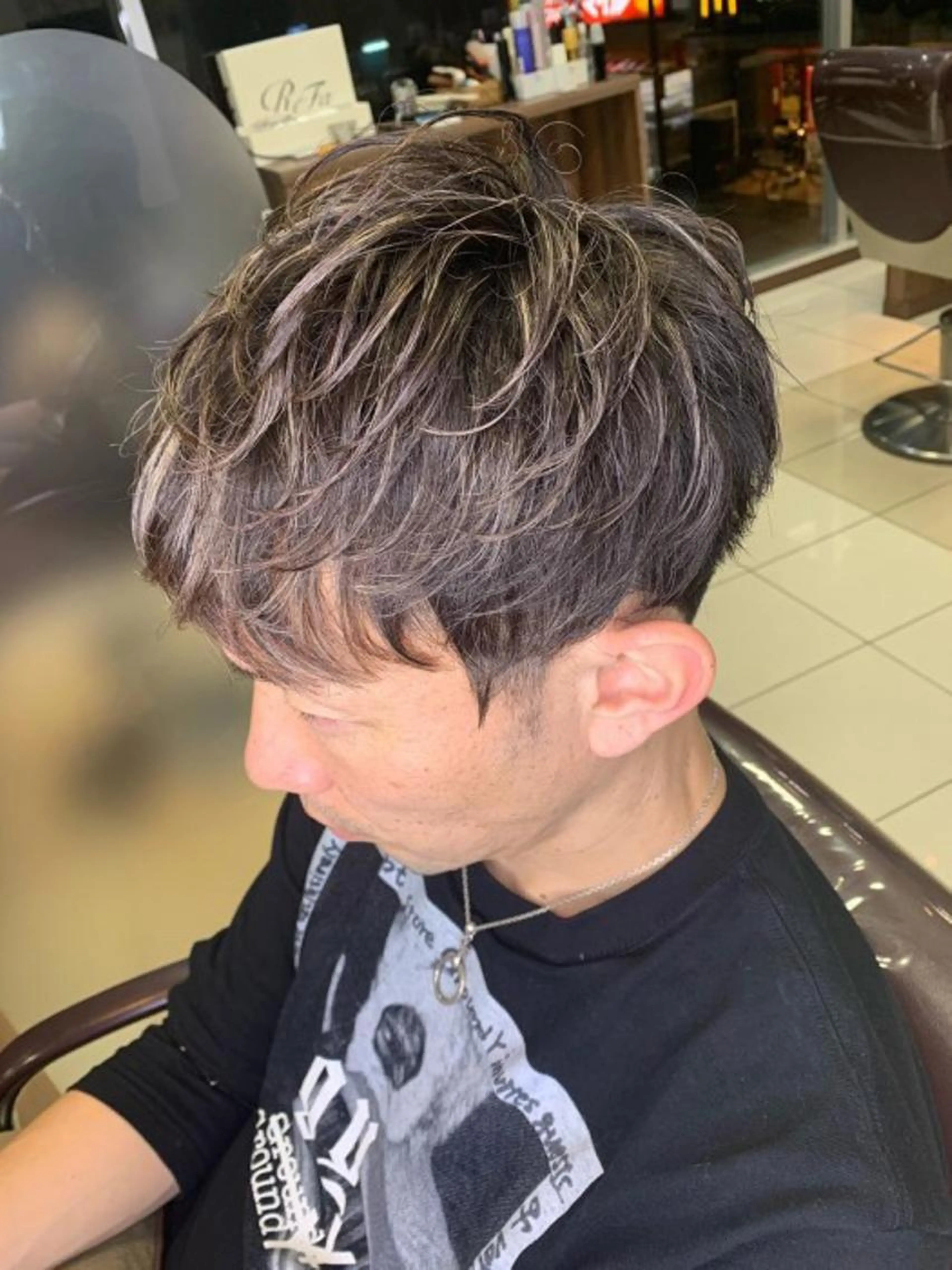 メンズカット+ポイントパーマ+眉カットの写真