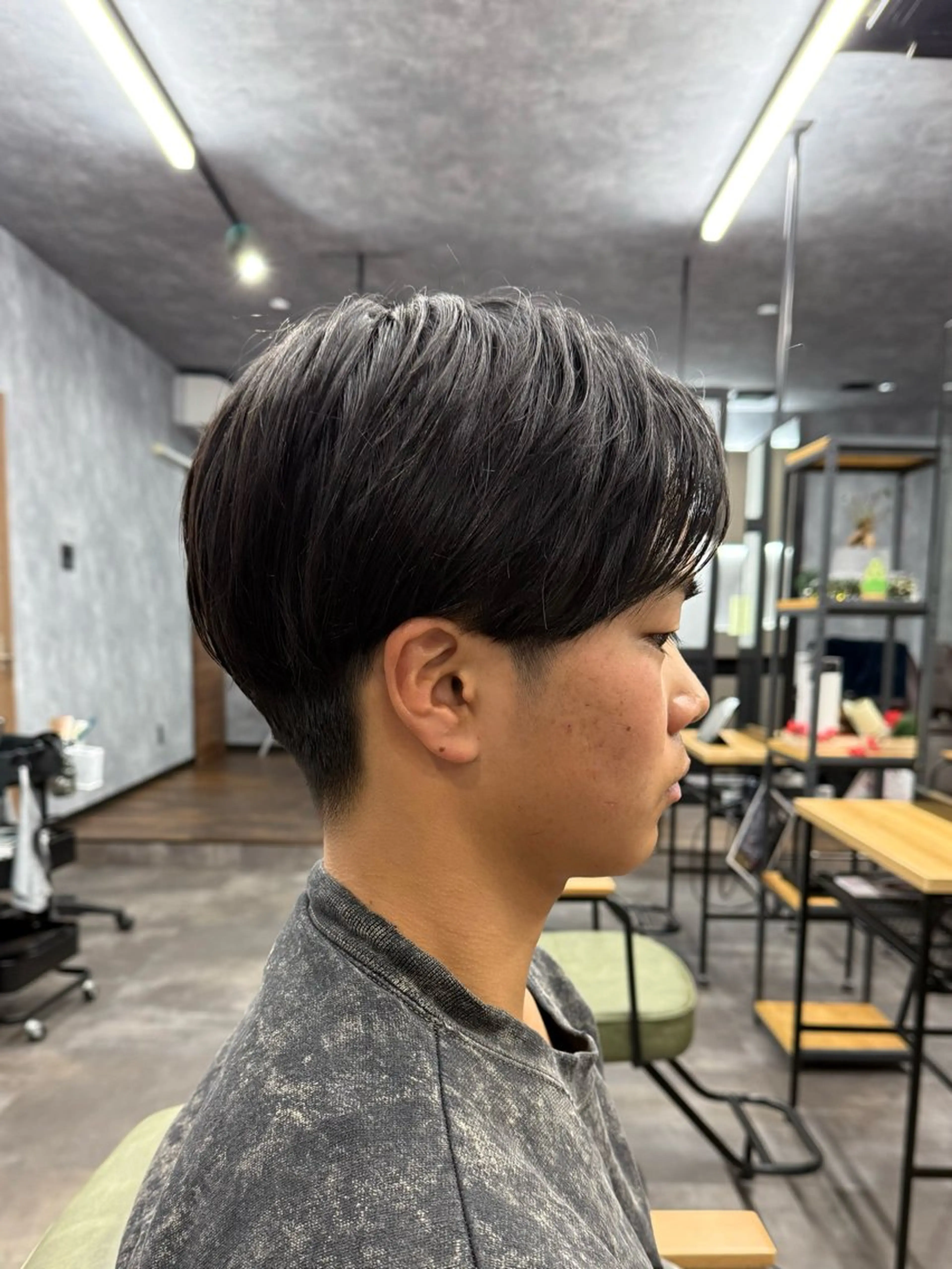 メンズ センターパート ツーブロック 刈り上げ ~tie.  kurasiki hair salon所属・郷原 奈々のヘアスタイル
