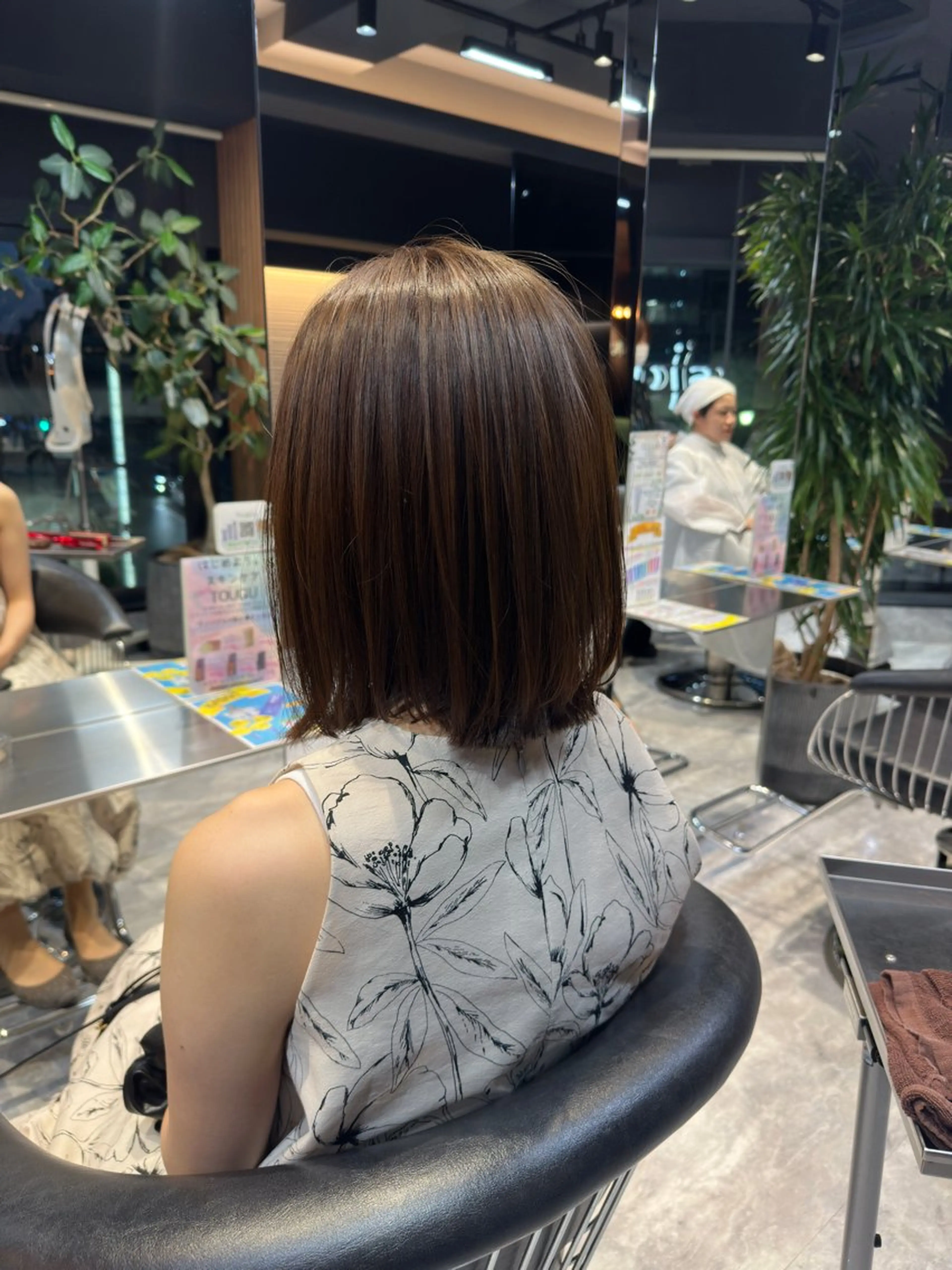 ミディアム カット 縮毛矯正 ボブ/透明感カラー/ 髪質改善/佐々木駿弥のヘアスタイル