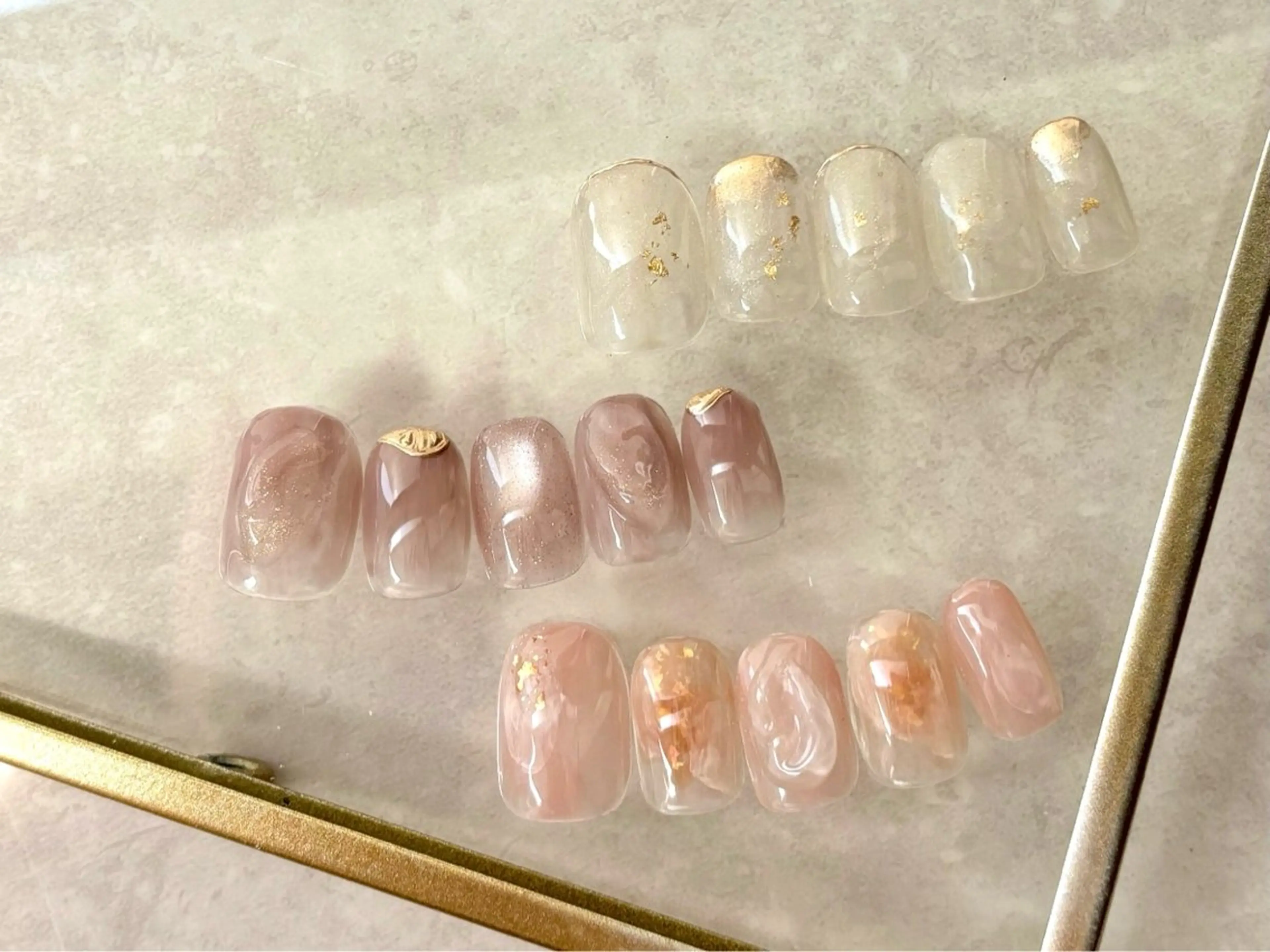 ネイル ニュアンスネイル aoi .のネイルデザイン