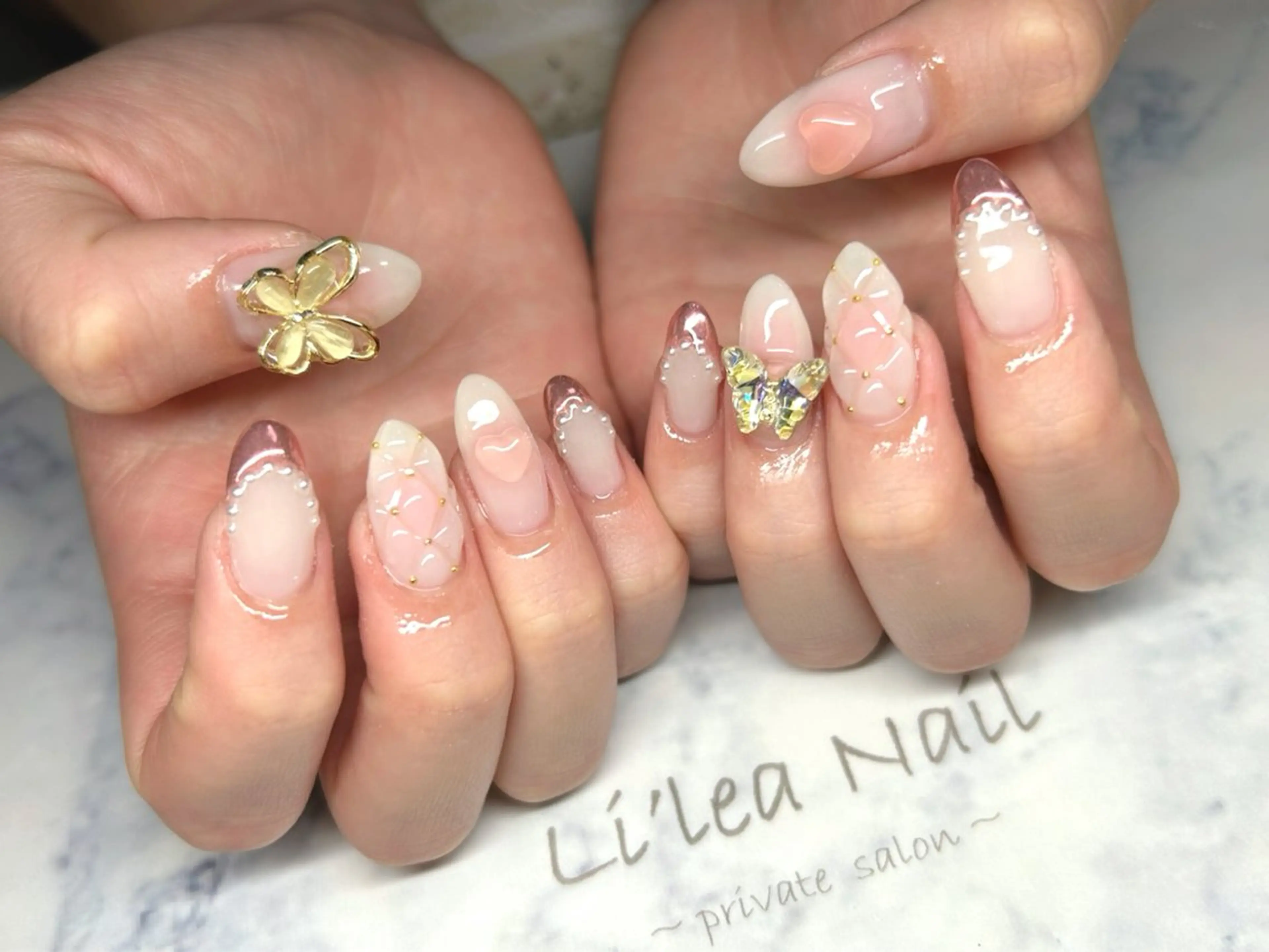 ネイル ハンドネイル Li'leaNail AINAのネイルデザイン