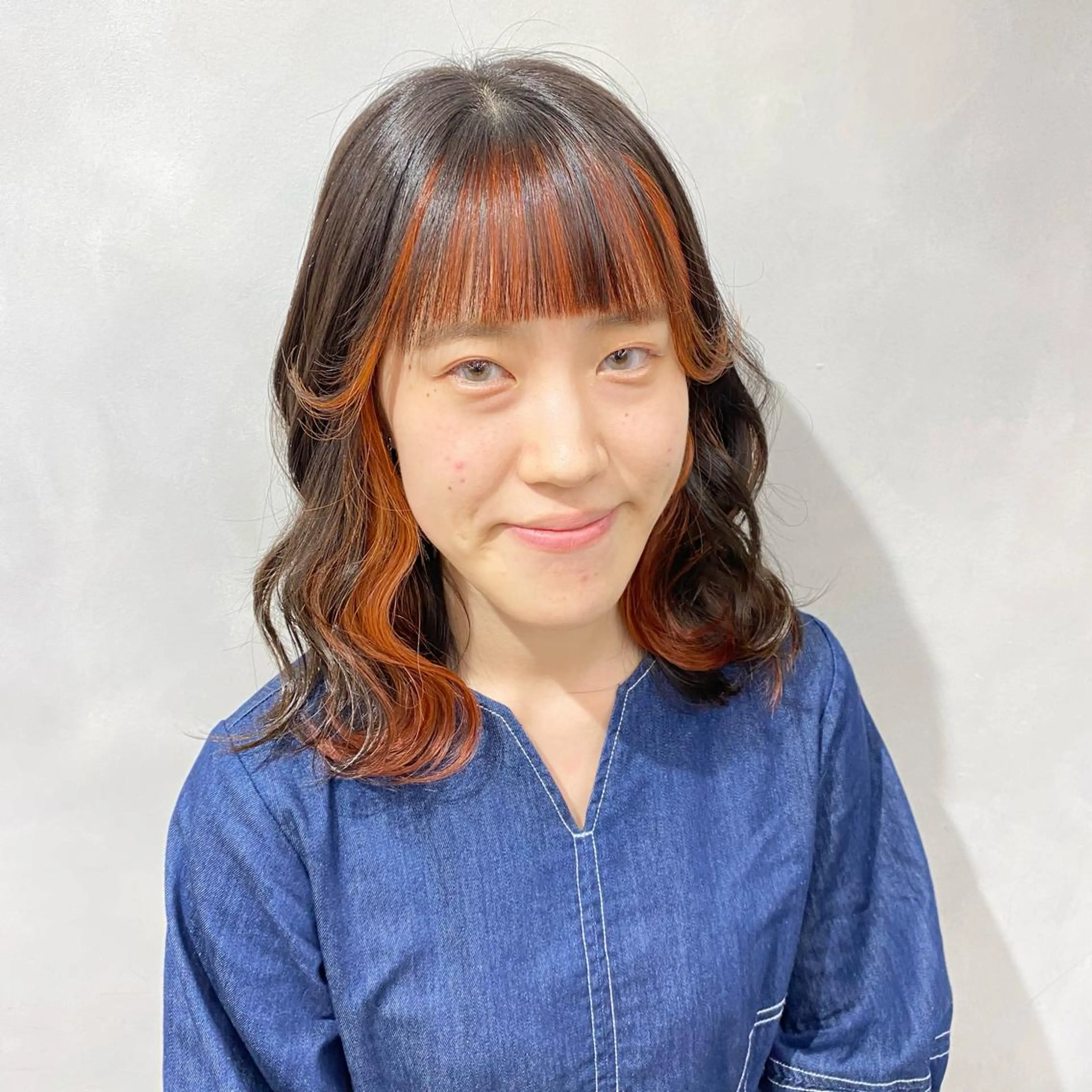 セミロング カラー ヘアカラー 💖暖色・ハイトーン 🐈みおり💖のヘアスタイル