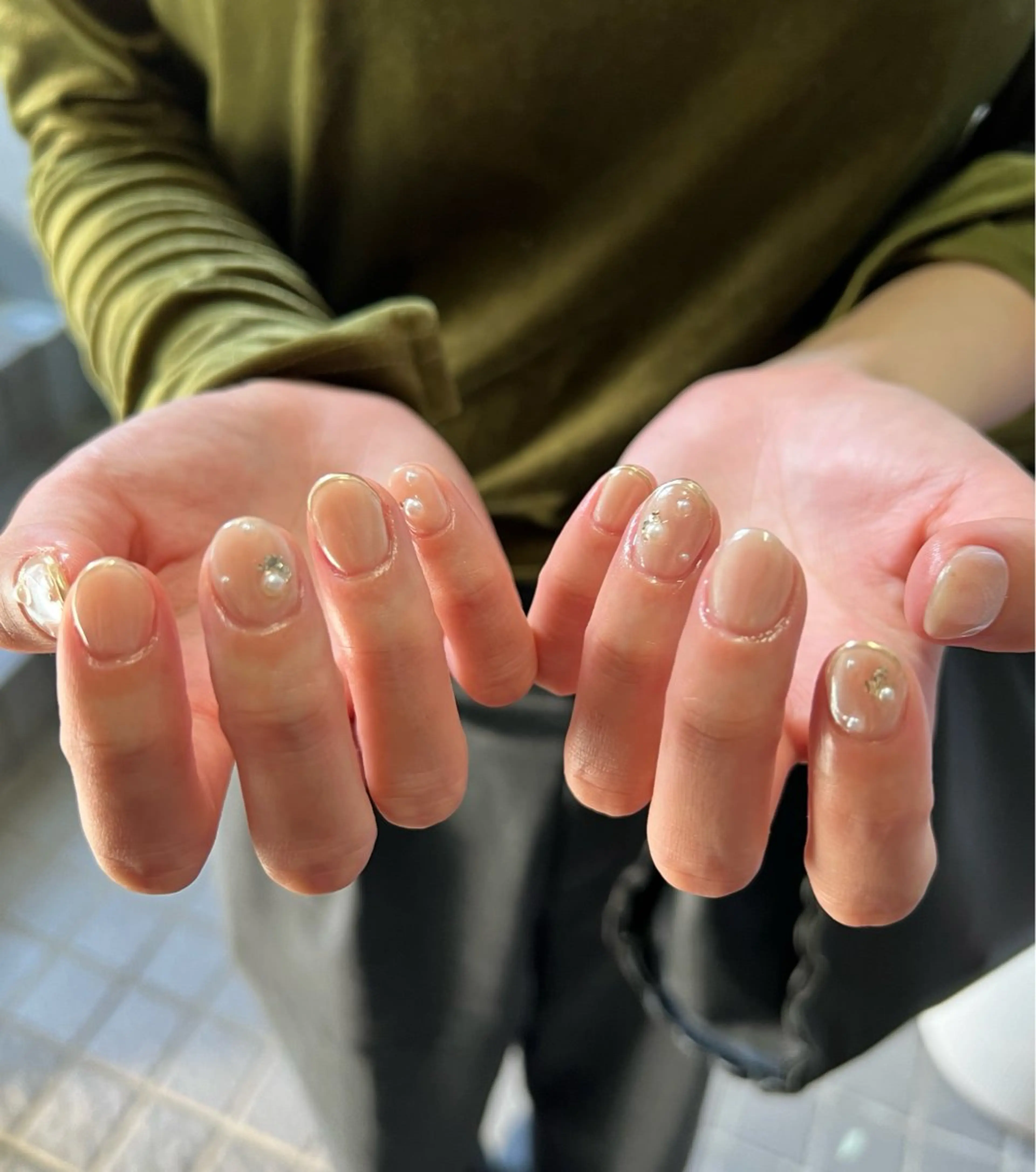 ネイル ブライダルネイル ハンドネイル ヘアメイクネイリスト 💄💅hidemiのネイルデザイン