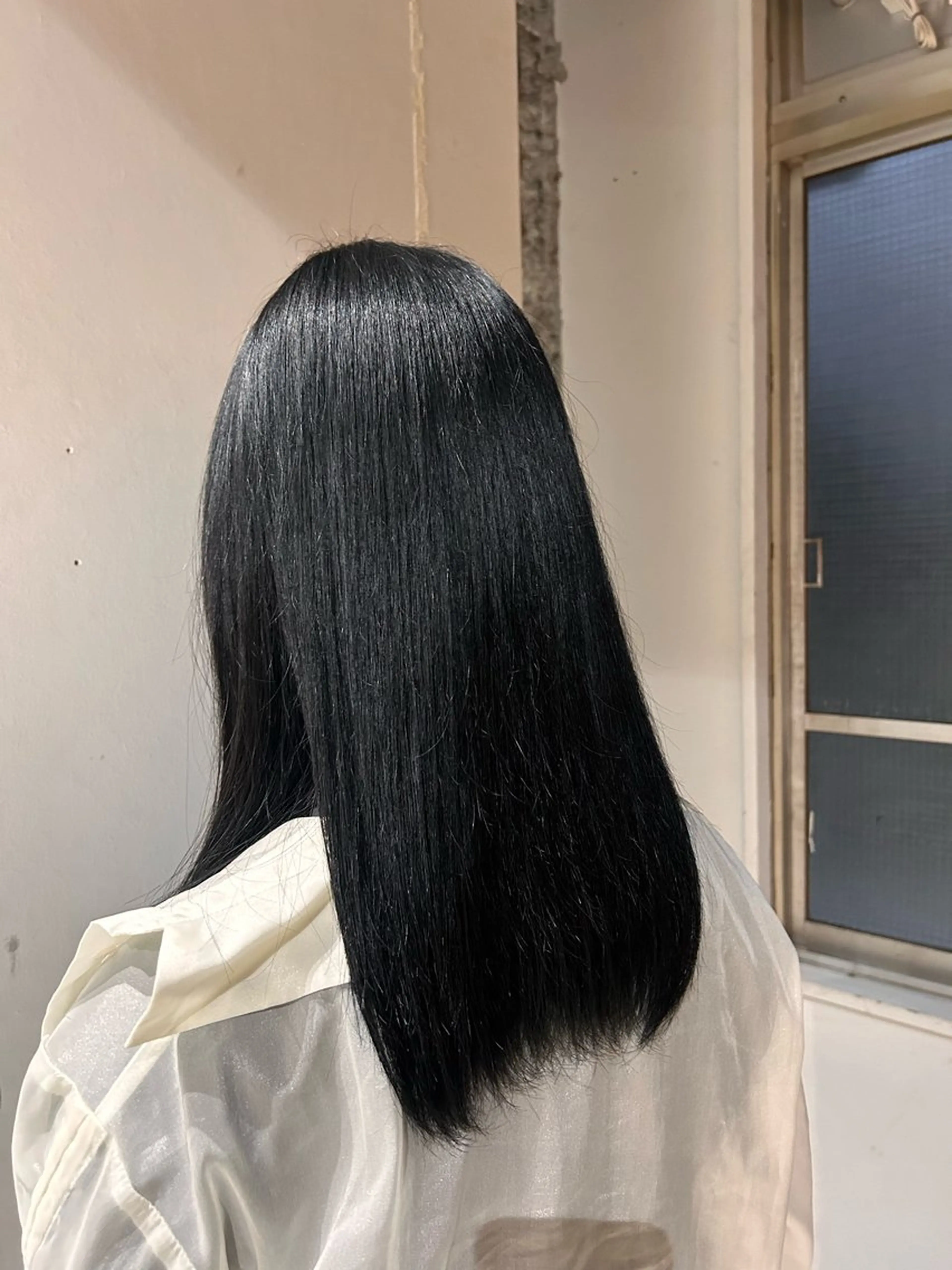 ロング ヘアカラー 玉置 七海のヘアスタイル