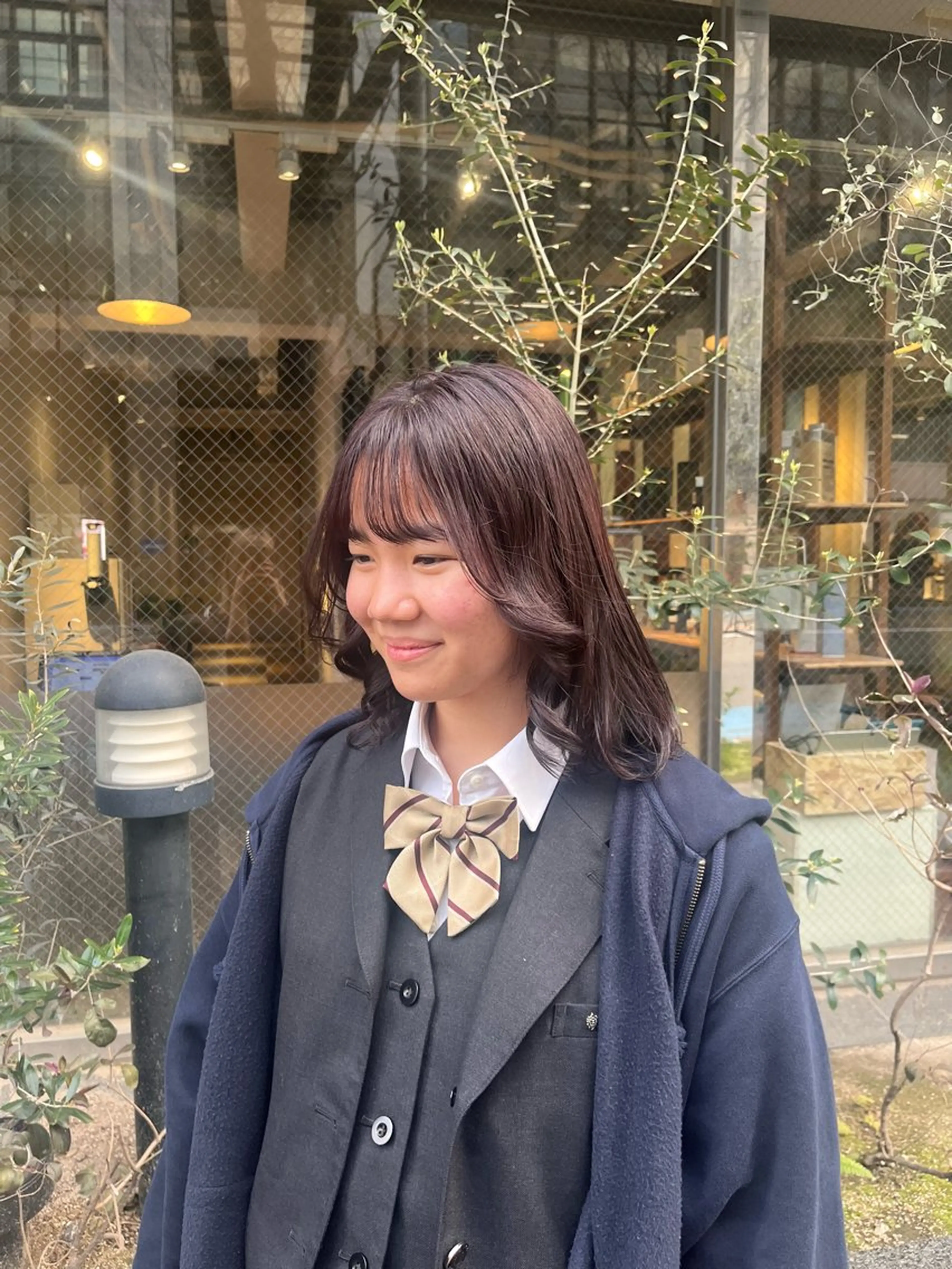 セミロング カラー 黒髪 卒業式のヘアスタイル はるか/ CosyVelvetのヘアスタイル