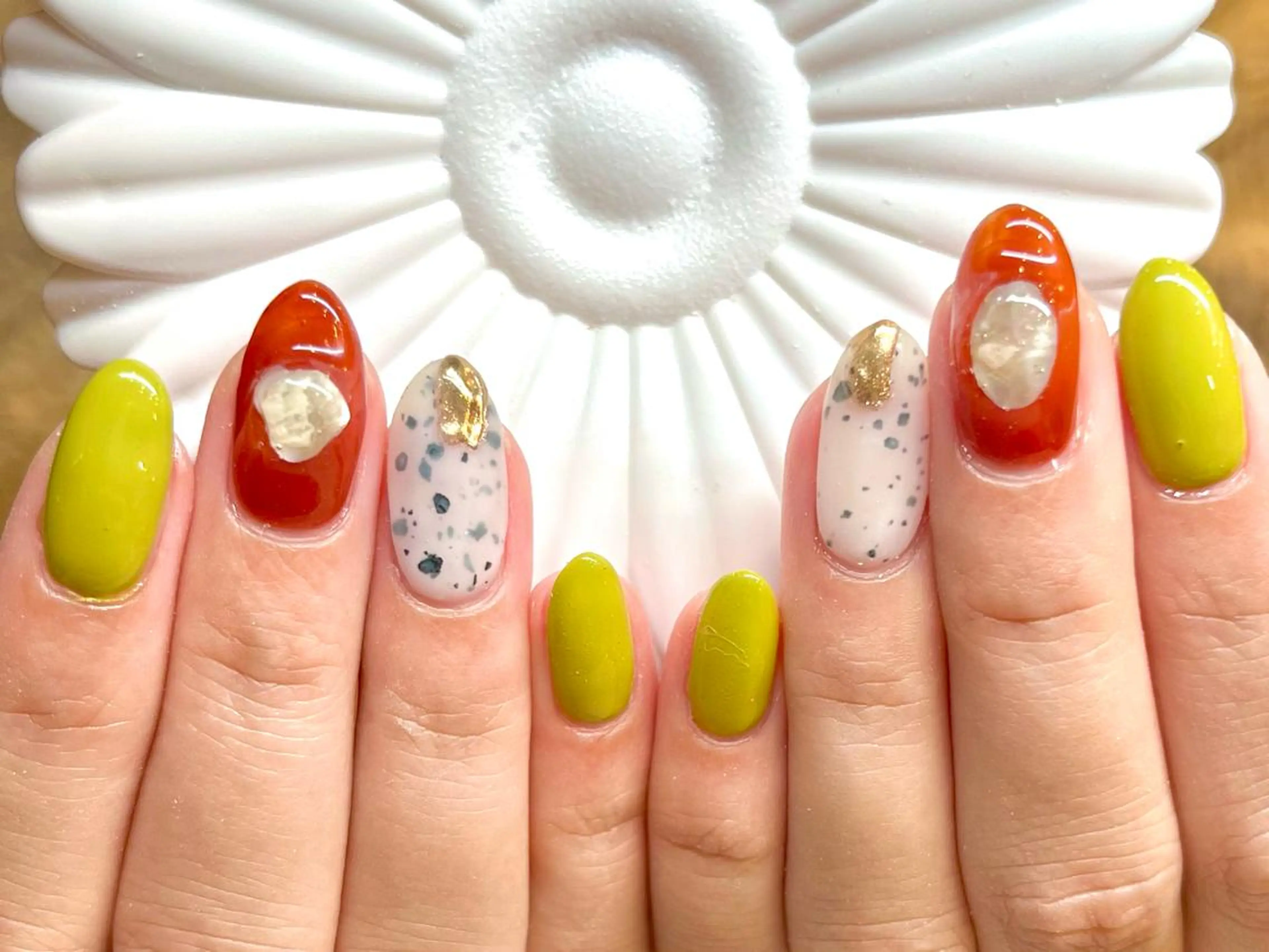 ショート カラー ネイル アートネイル オフィスネイル ワンカラーネイル ショートネイル ネイルサロン リリーブランシュ所属・森 瑞紀のネイルデザイン