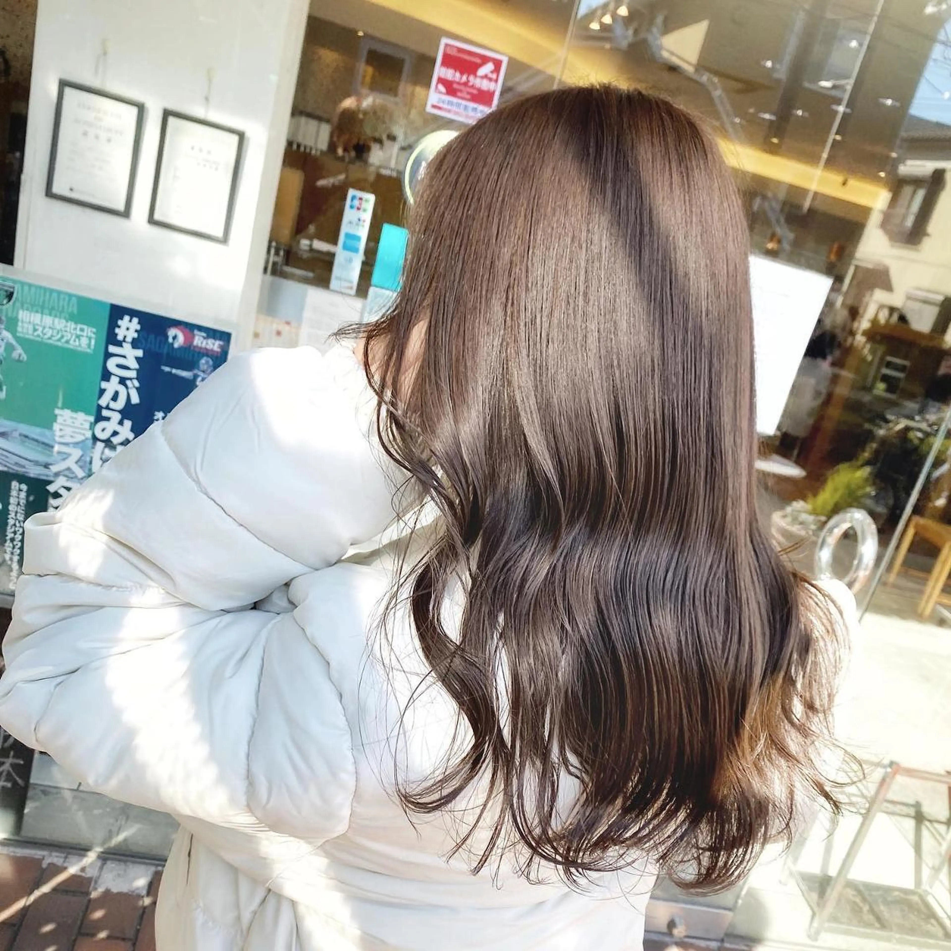 カラー ベージュカラー ブリーチ ブラウンカラー ショコラグレージュ ココアブラウン 艶髪レイヤー屋さん 大澤竜馬のヘアスタイル