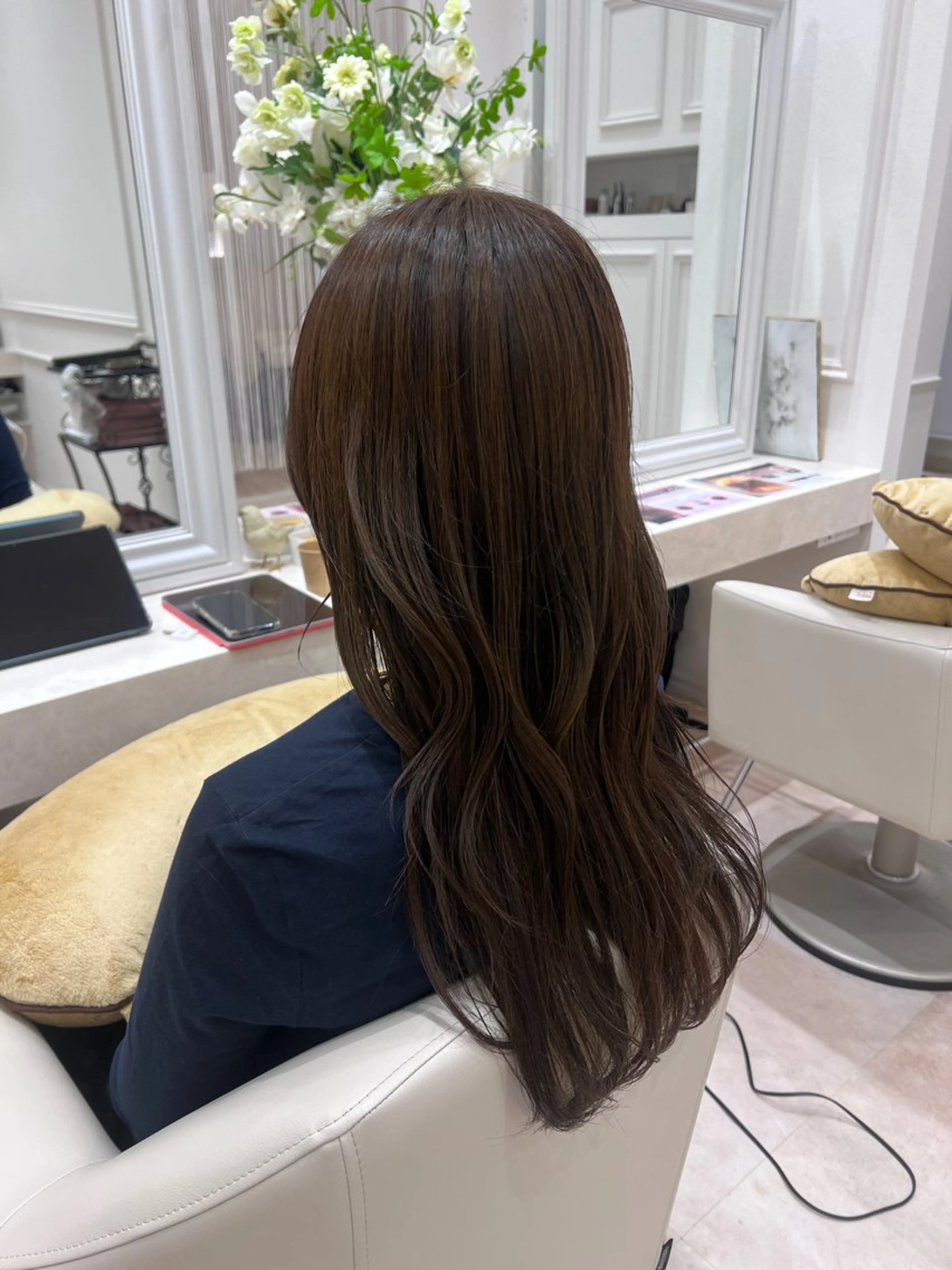 ロング カラー カット FEERIE 晴海店 荒木優菜のヘアスタイル