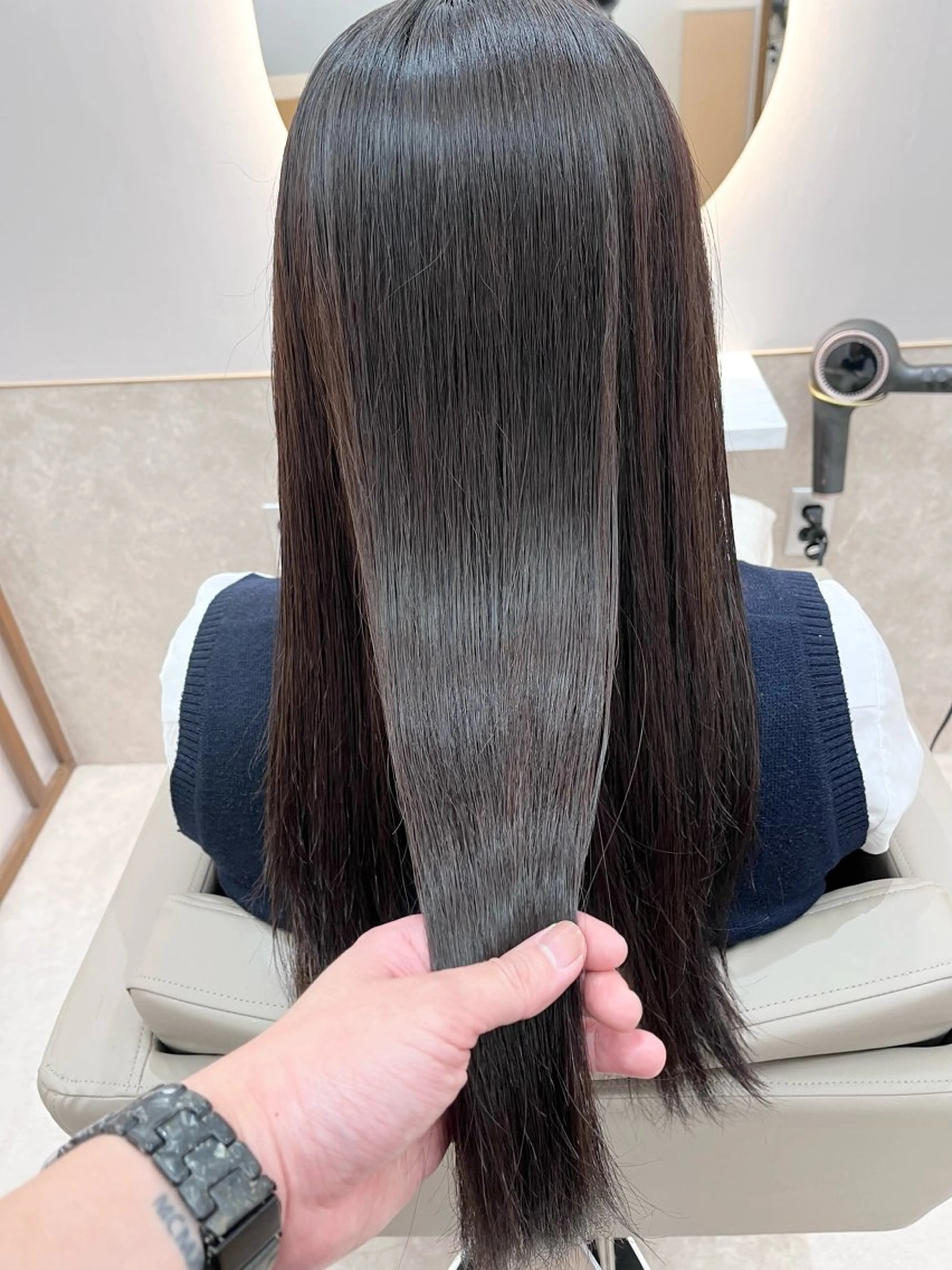 ロング カット 縮毛矯正 韓国style MITSUのヘアスタイル