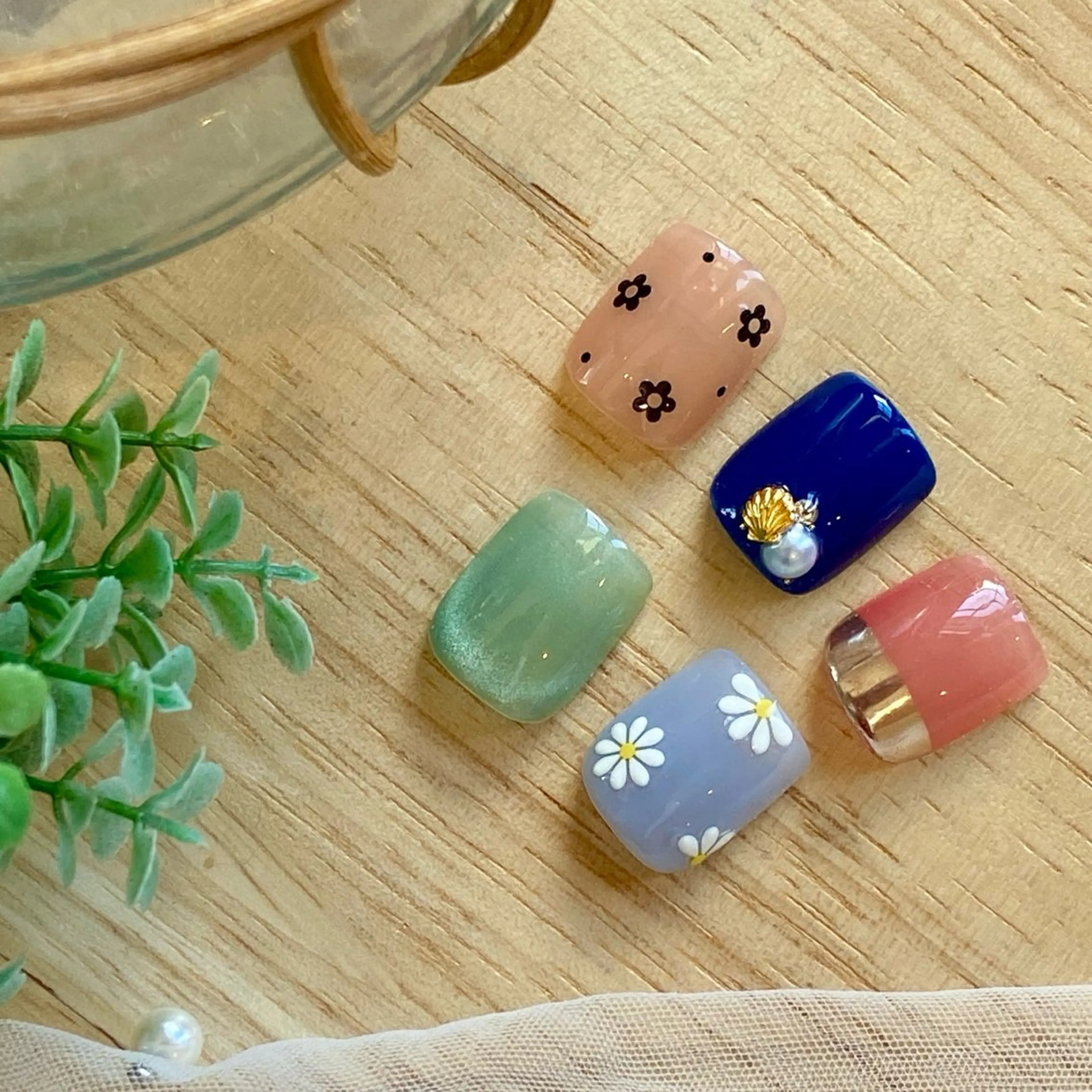 💅【ハンド】⭐️8月限定⭐️サンプルから選べるアート付きオフ無しの写真