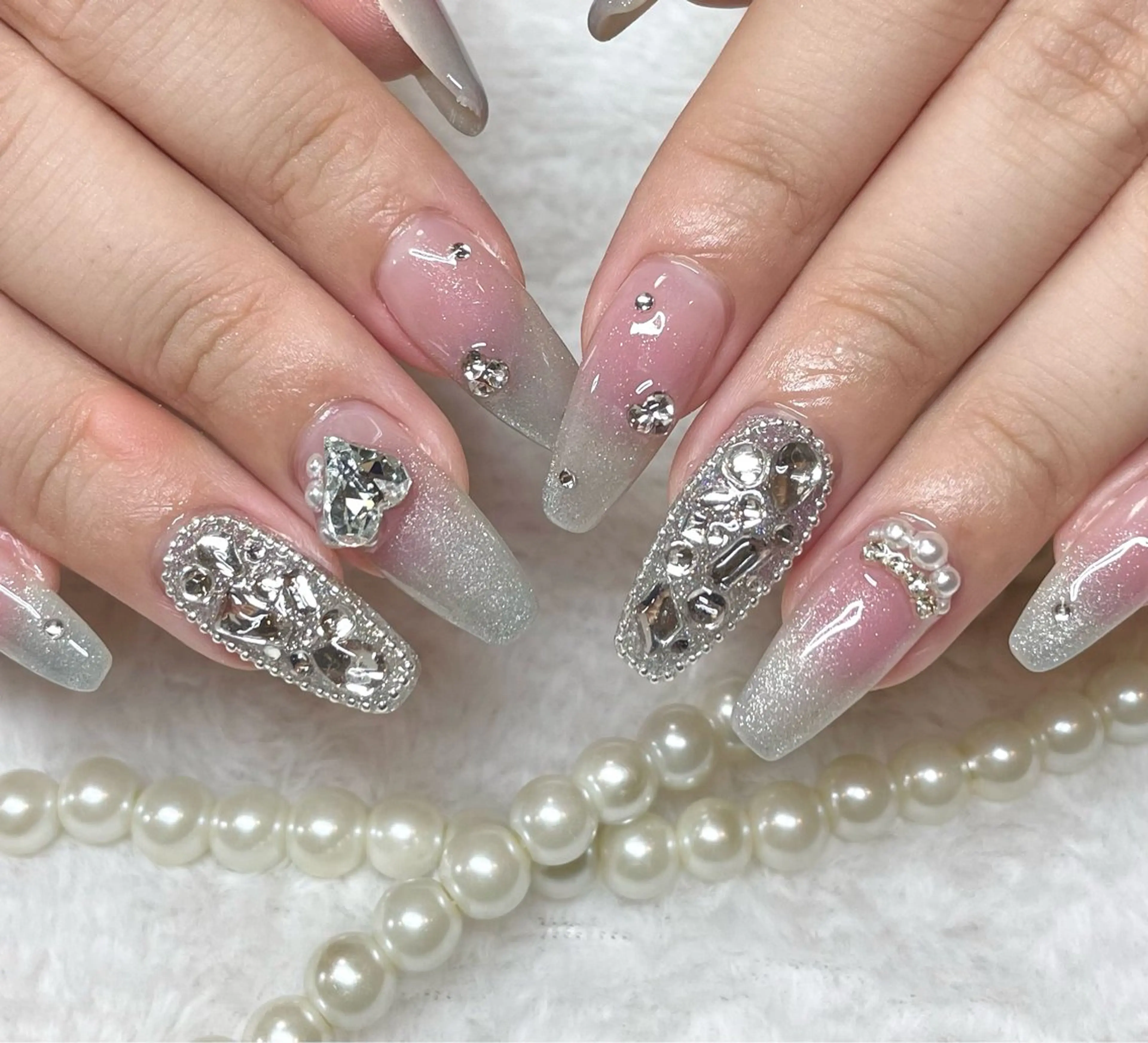 ネイル ChouChou NAIL SALON所属・サキ ChouChouのネイルデザイン