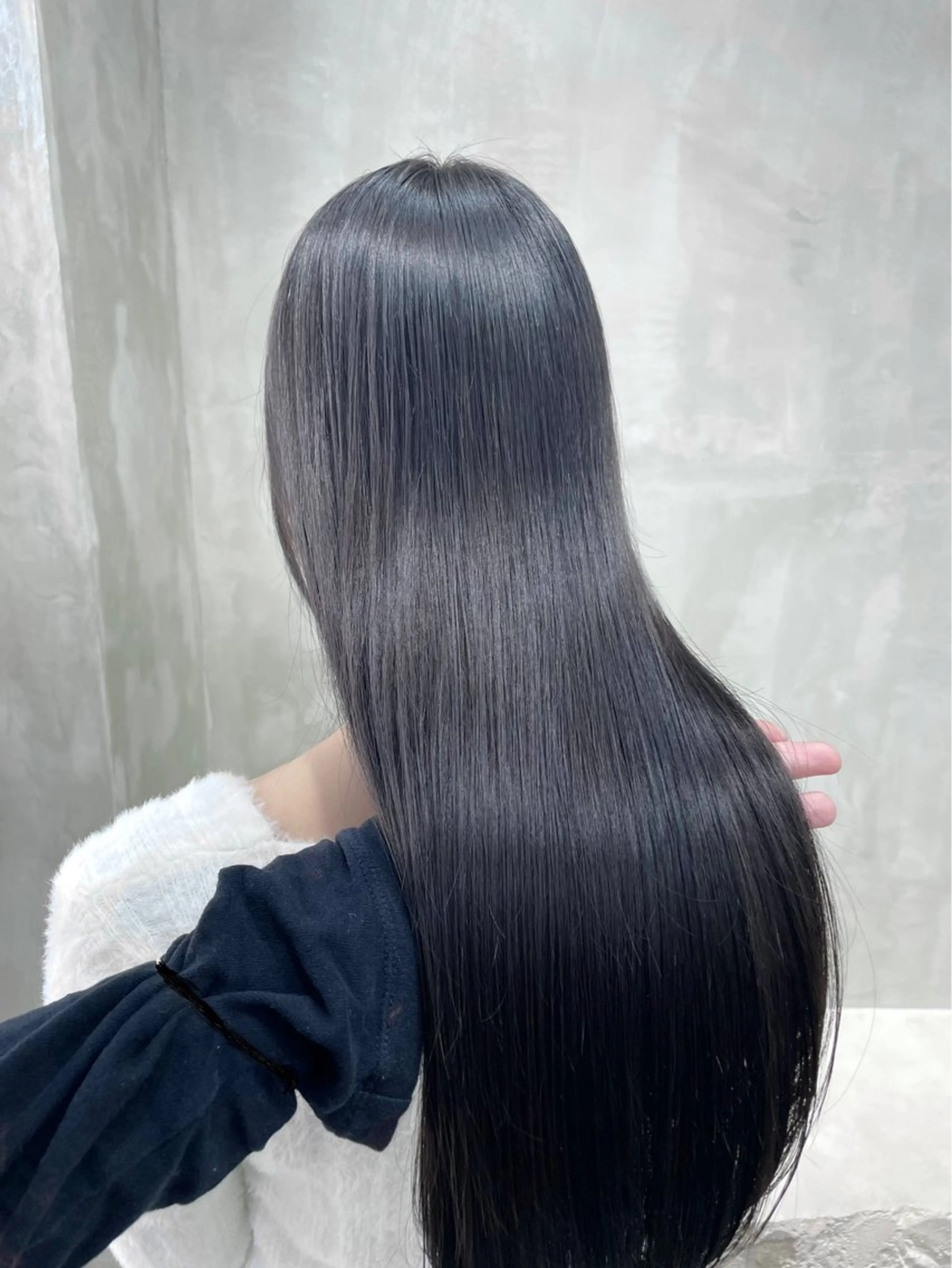 セミロング カラー ヘアアレンジ 透明感カラー 韓国風ヘア レイヤーカット the path shogo🌻のヘアスタイル