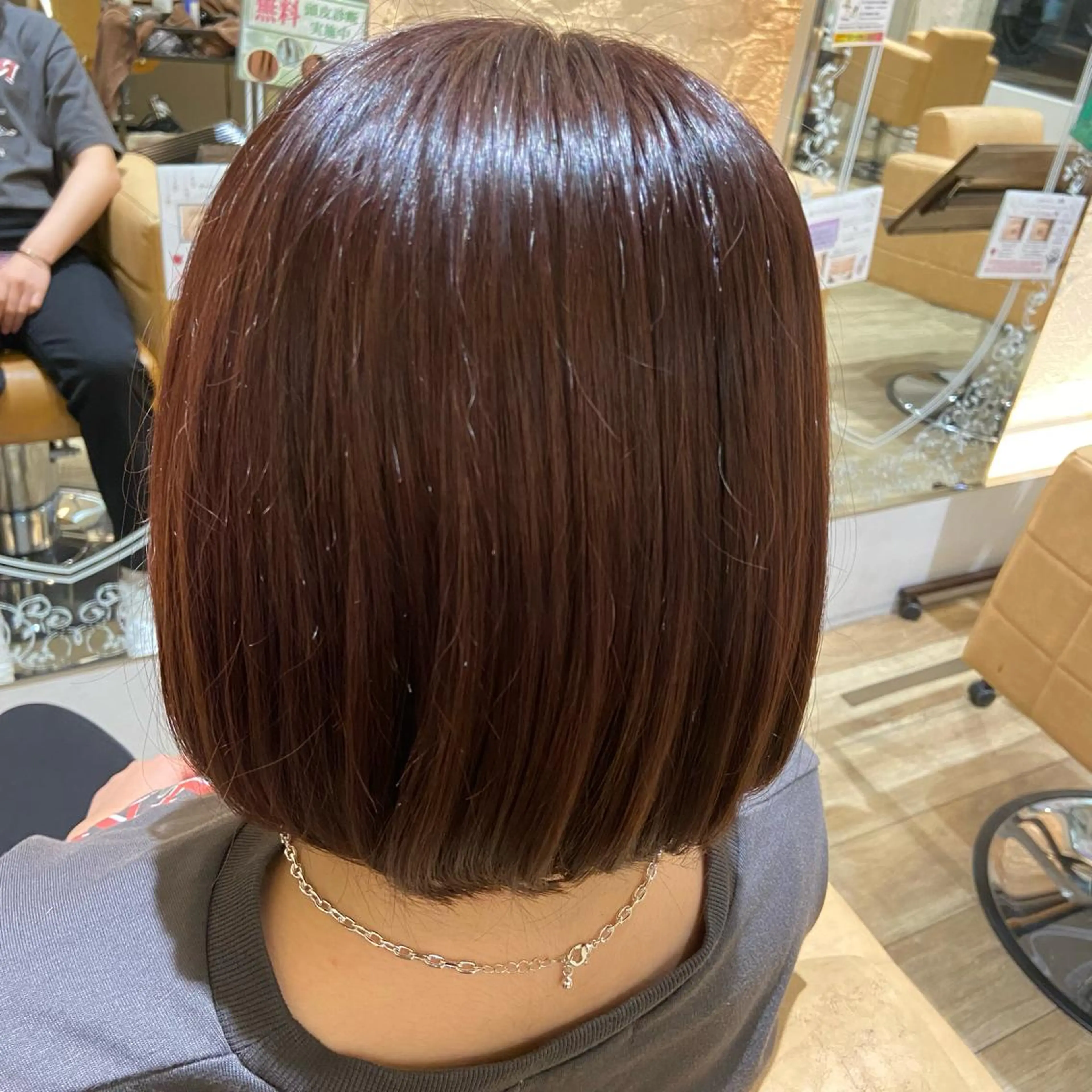 ショート カラー ヘアアレンジ 桑原 りゆのヘアスタイル