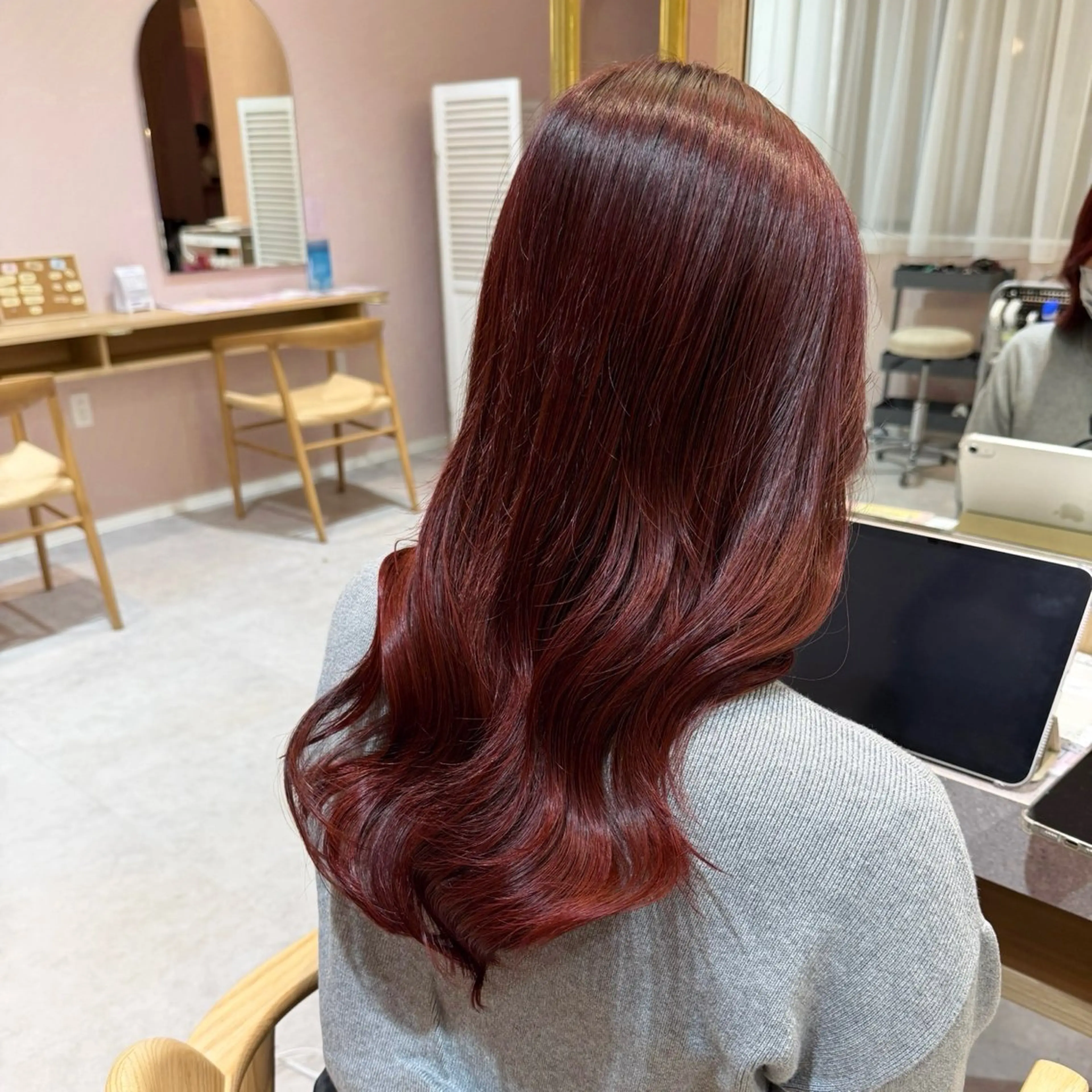 セミロング merc.🌿 友藤鮎那のヘアスタイル