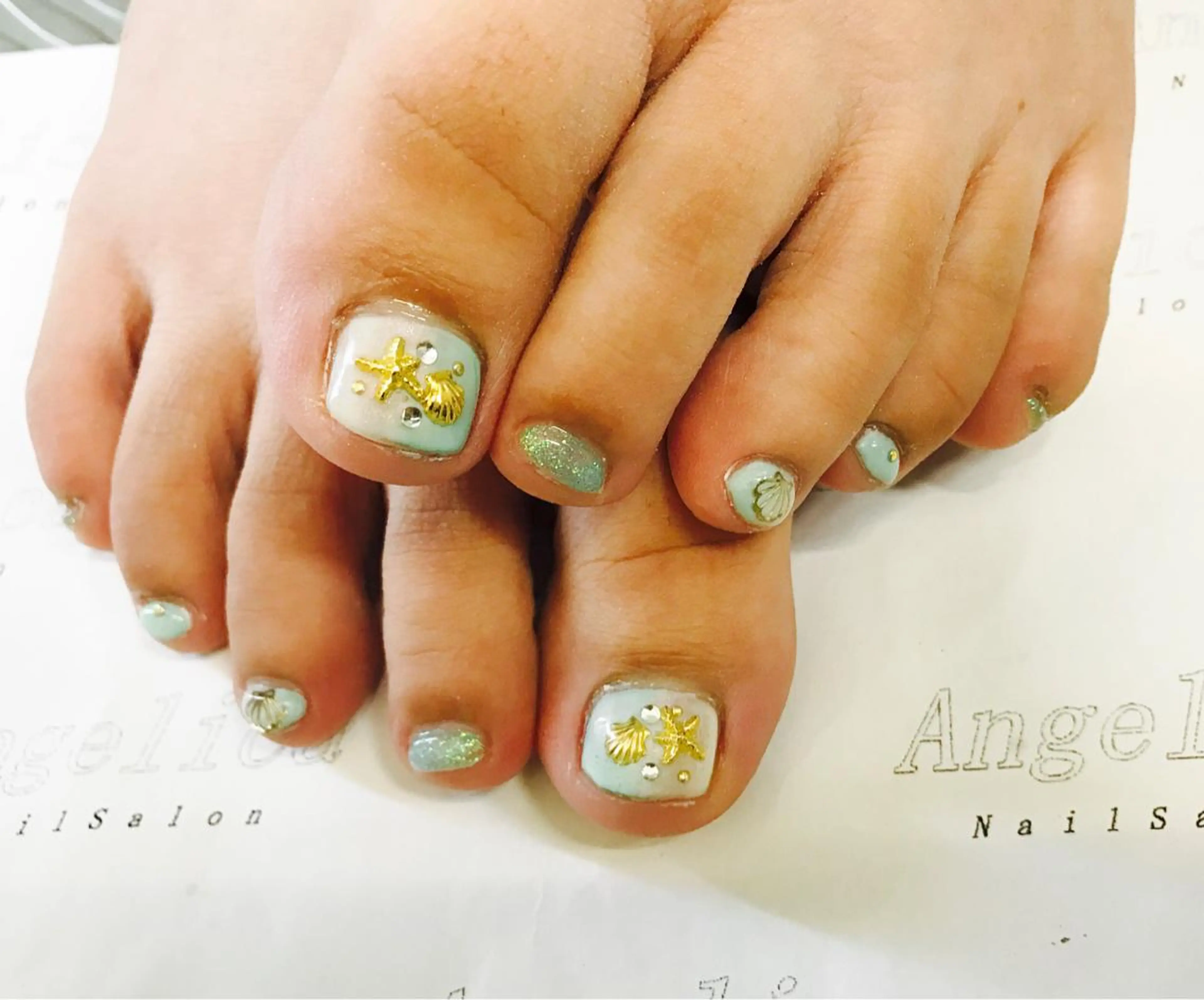 ネイル ハンドネイル Angelica ネイリストのネイルデザイン