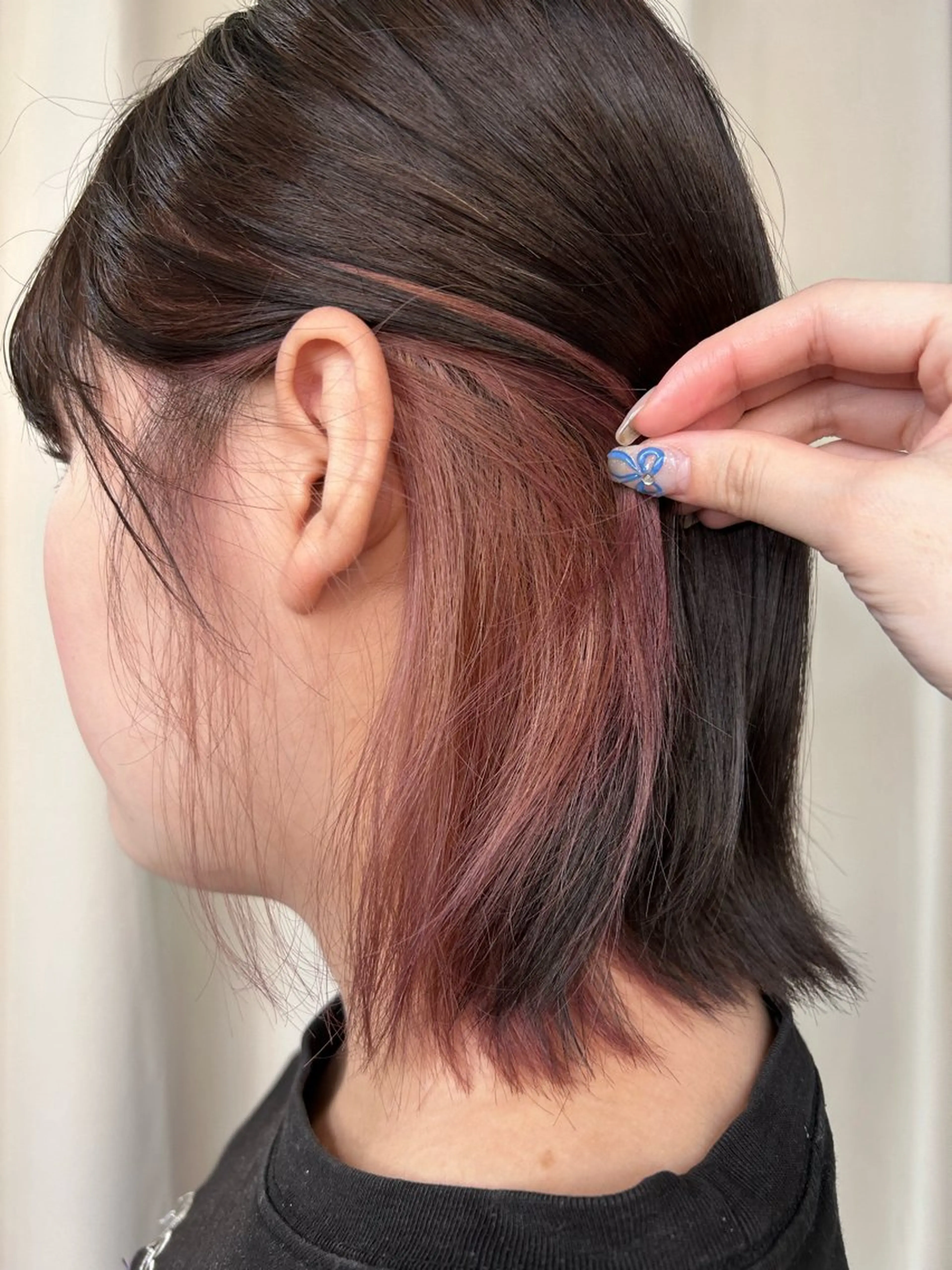 ショート カラー ヘアカラー トリートメント mizuki THREE（A）のヘアスタイル