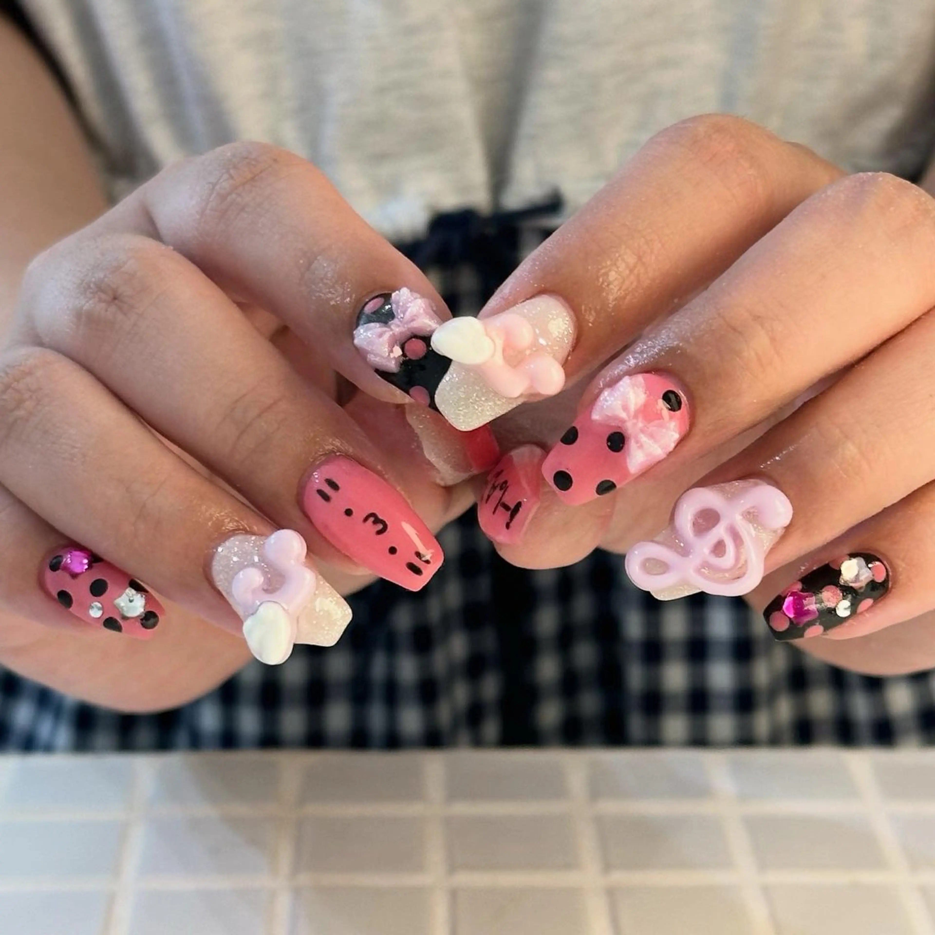 ネイル ハンドネイル yuka🩶 渋谷.表参道Nailのネイルデザイン