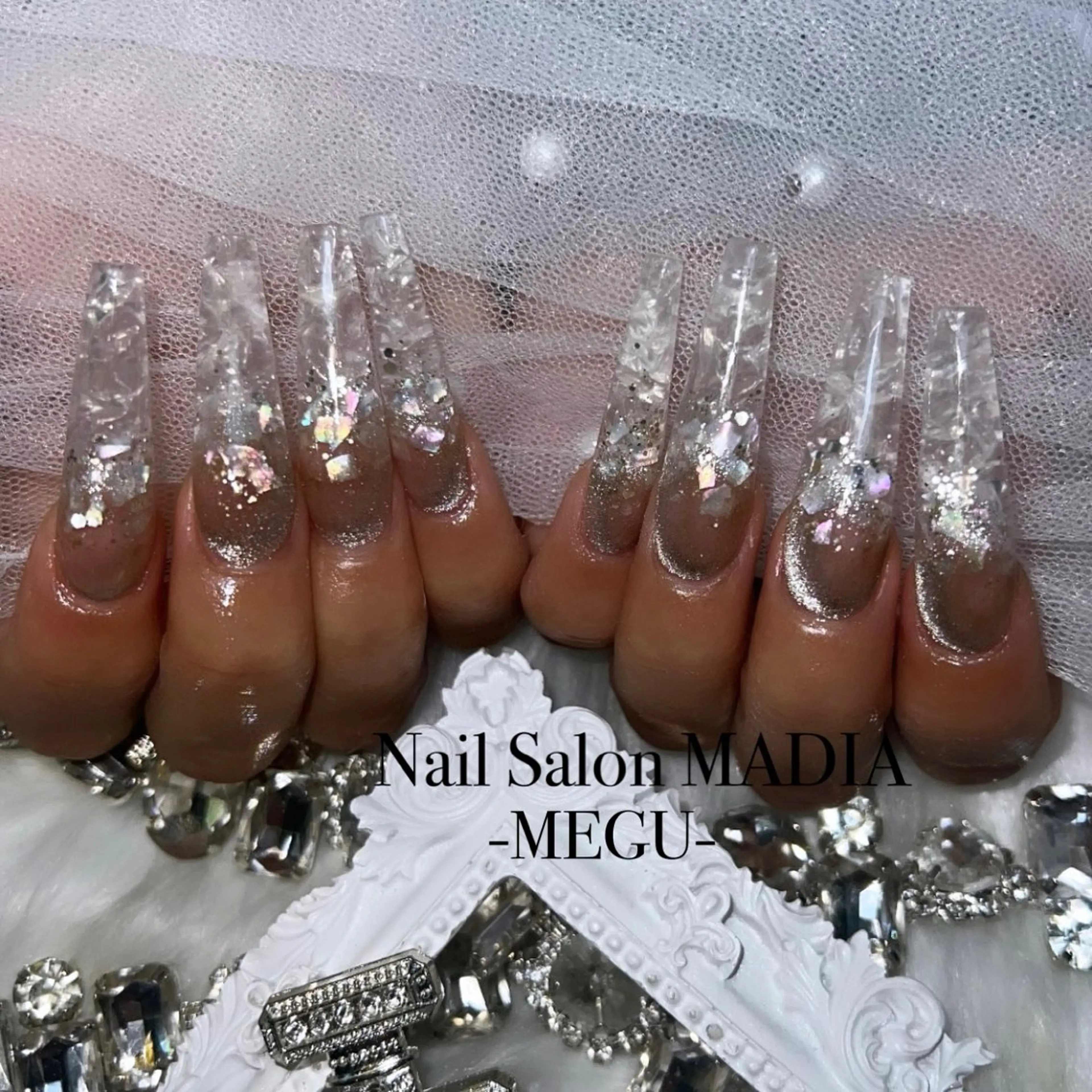 ネイル MADIA藤沢所属・MADIA MEGUのネイルデザイン