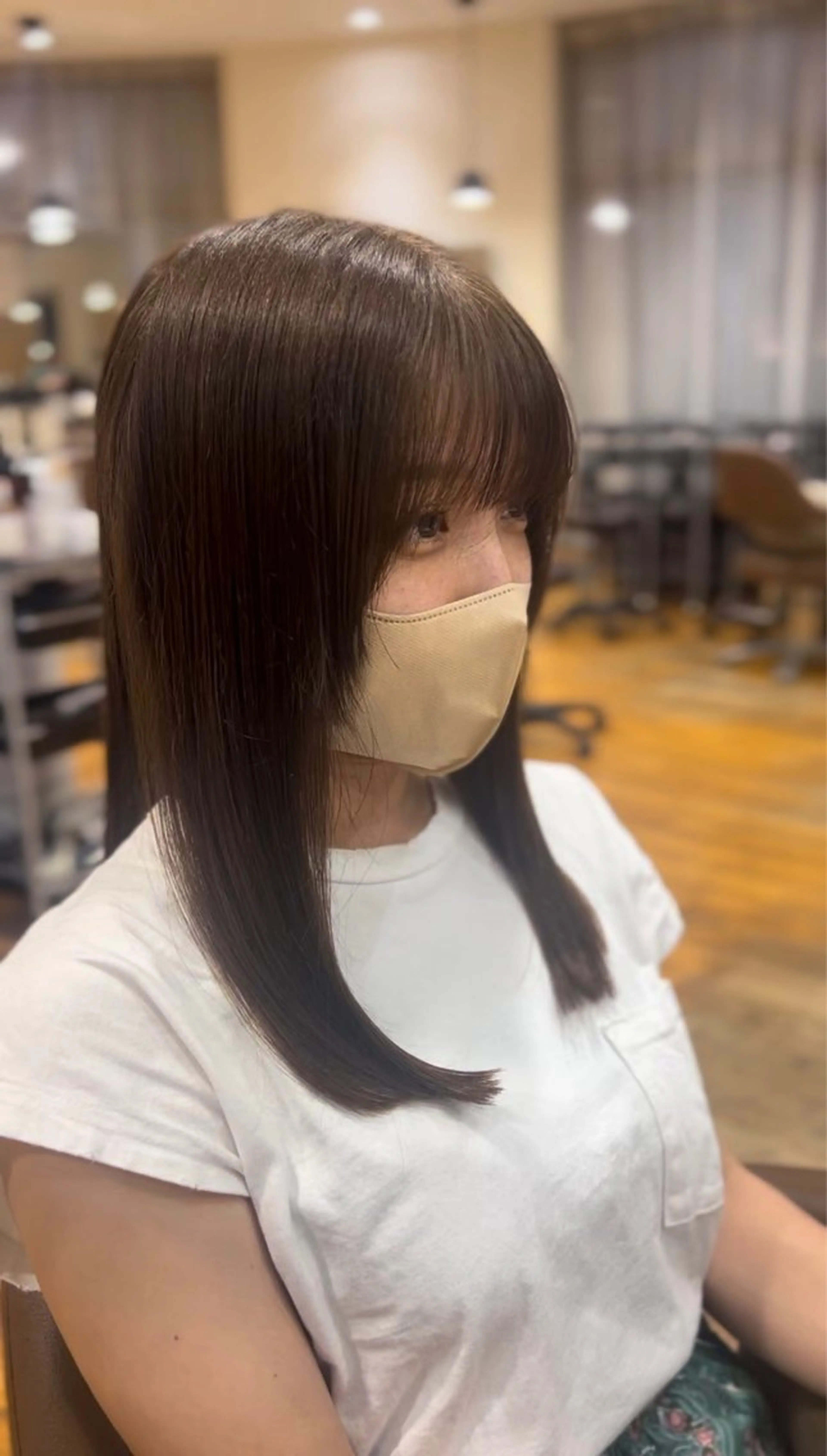 セミロング アッシュ アッシュブラウン Moto nanamiのヘアスタイル