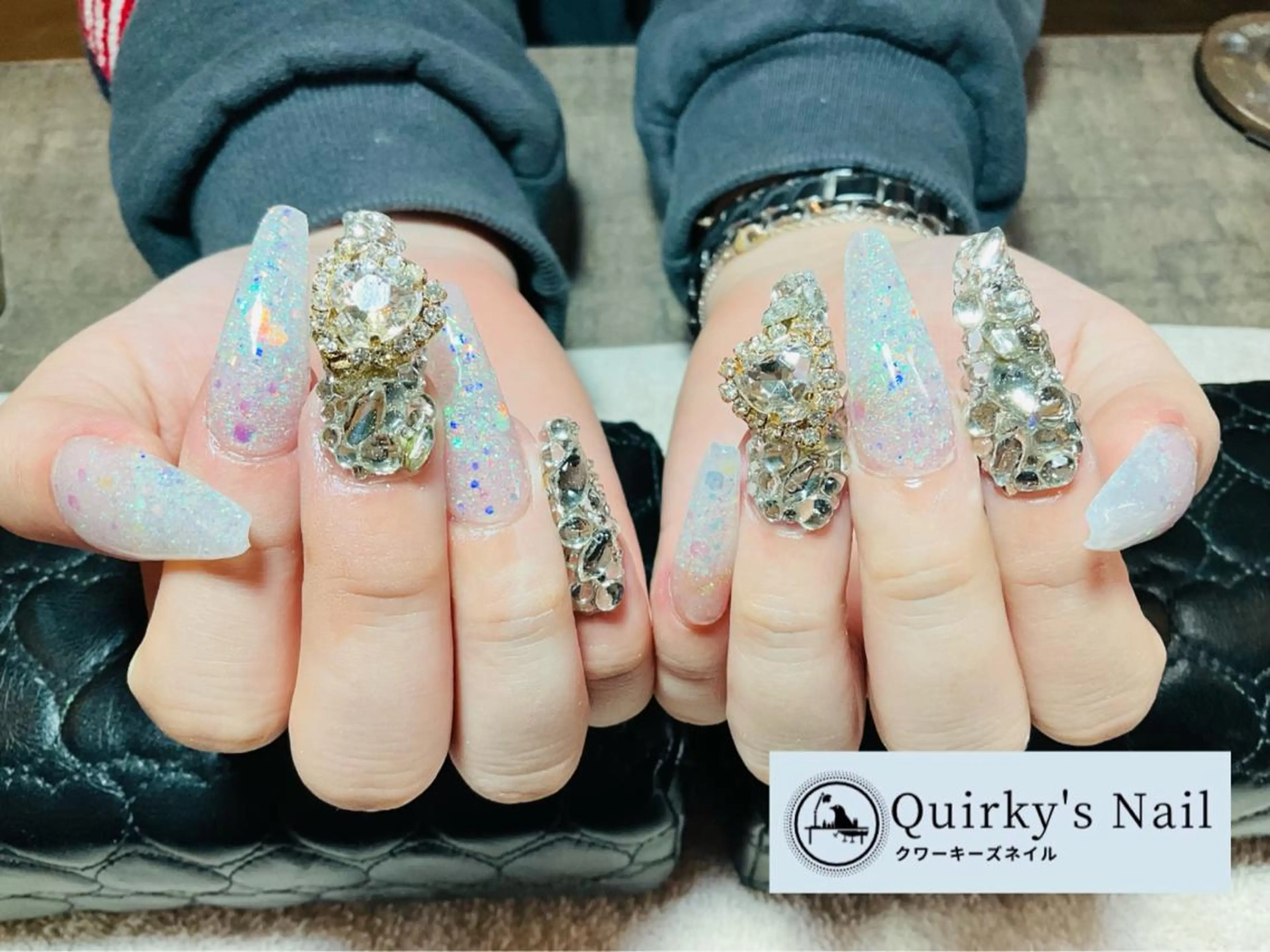 ネイル アートネイル オーロラネイル ジェルネイル グラデーション ハート Quirky's Nail【栄店】のネイルデザイン