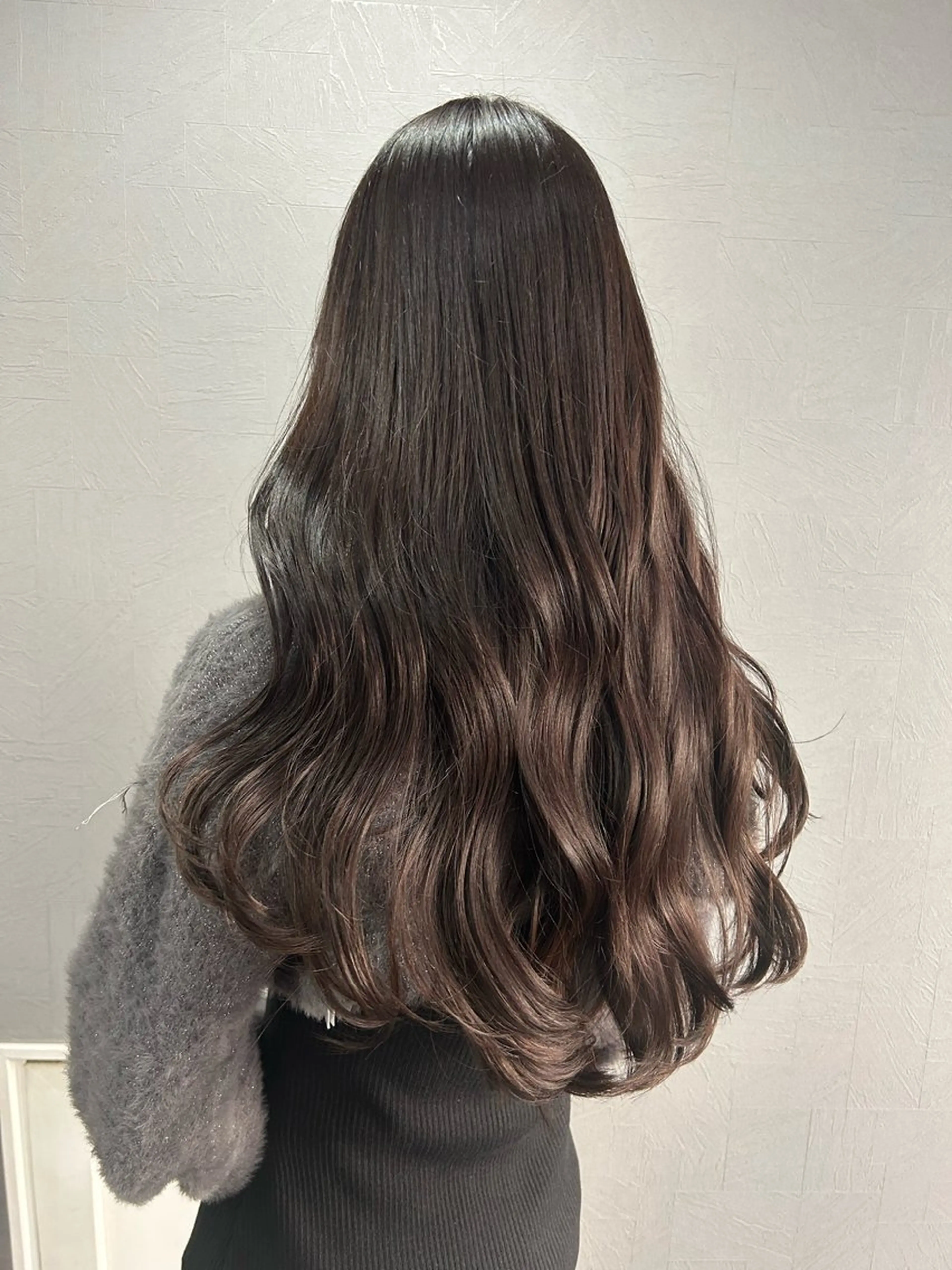 ロング カット ヘアカラー トリートメント RAYGLOW  by HEADLIGHT ひたちなか店所属・シンプルなデザイン/ 後藤健吾のヘアスタイル