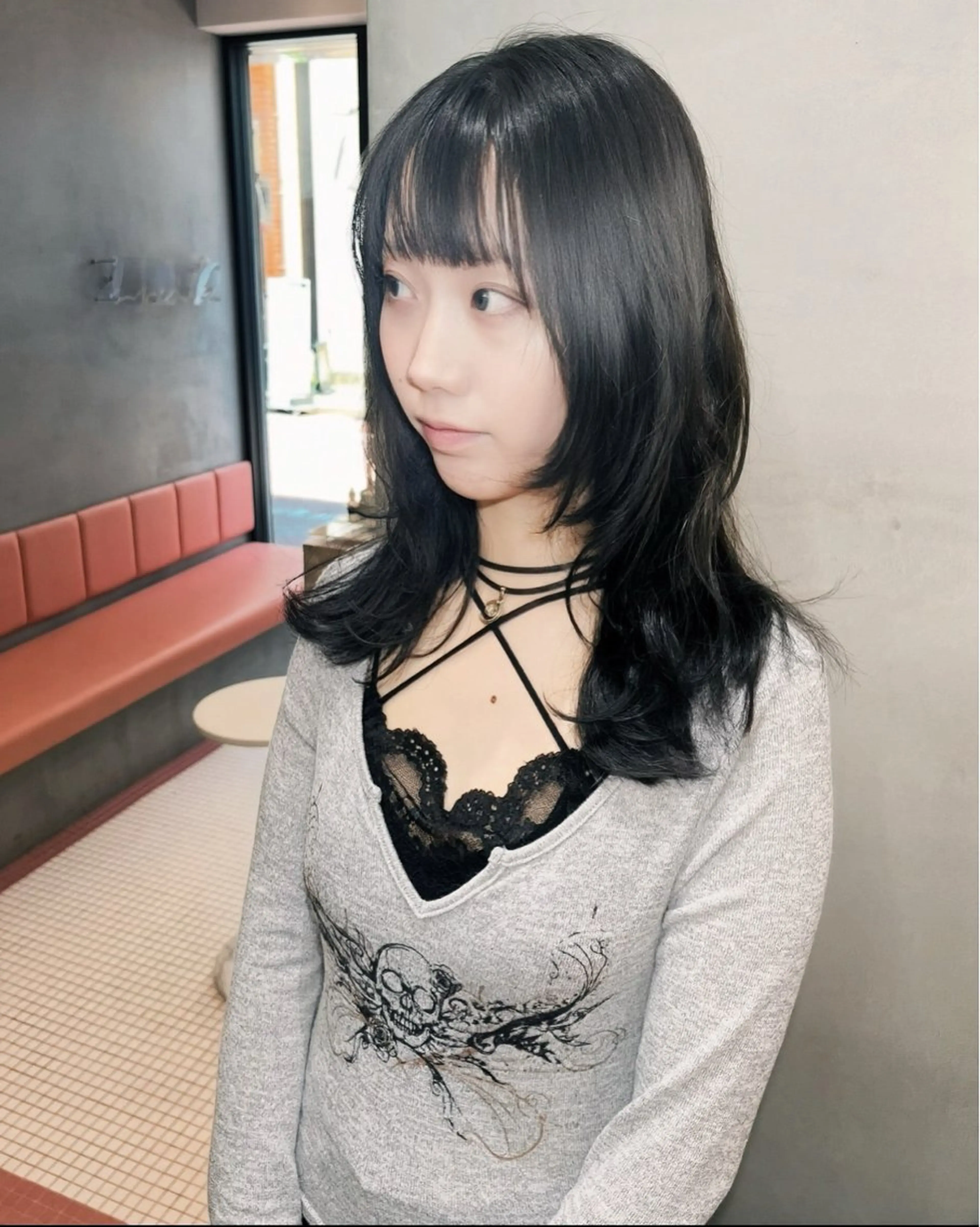 ミディアム カット ヘアカラー トリートメント 韓国風レイヤー🎀 北千住 aoiのヘアスタイル