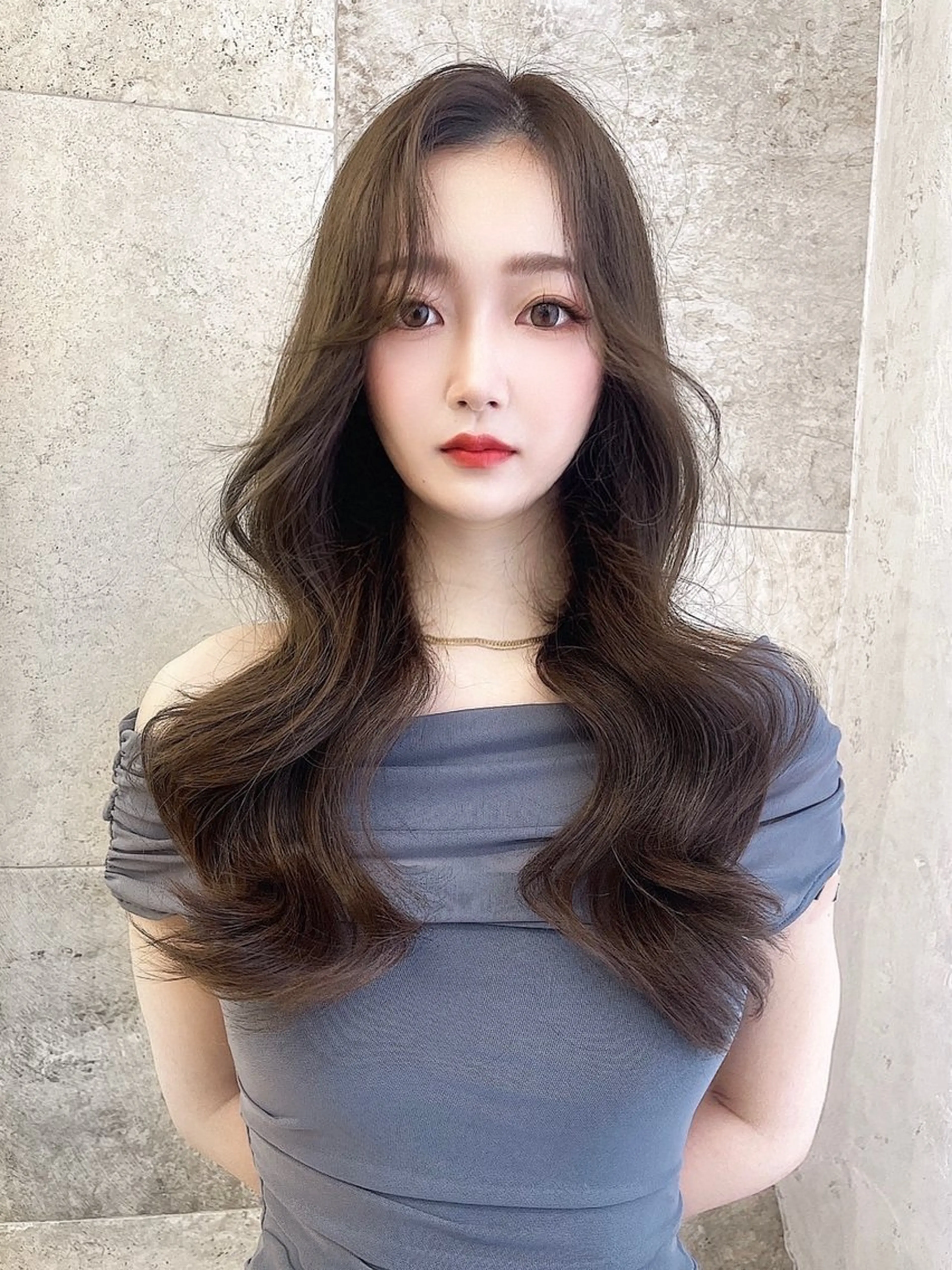 ロング カット ヘアカラー Kanami/韓国風 /艶カラーのヘアスタイル