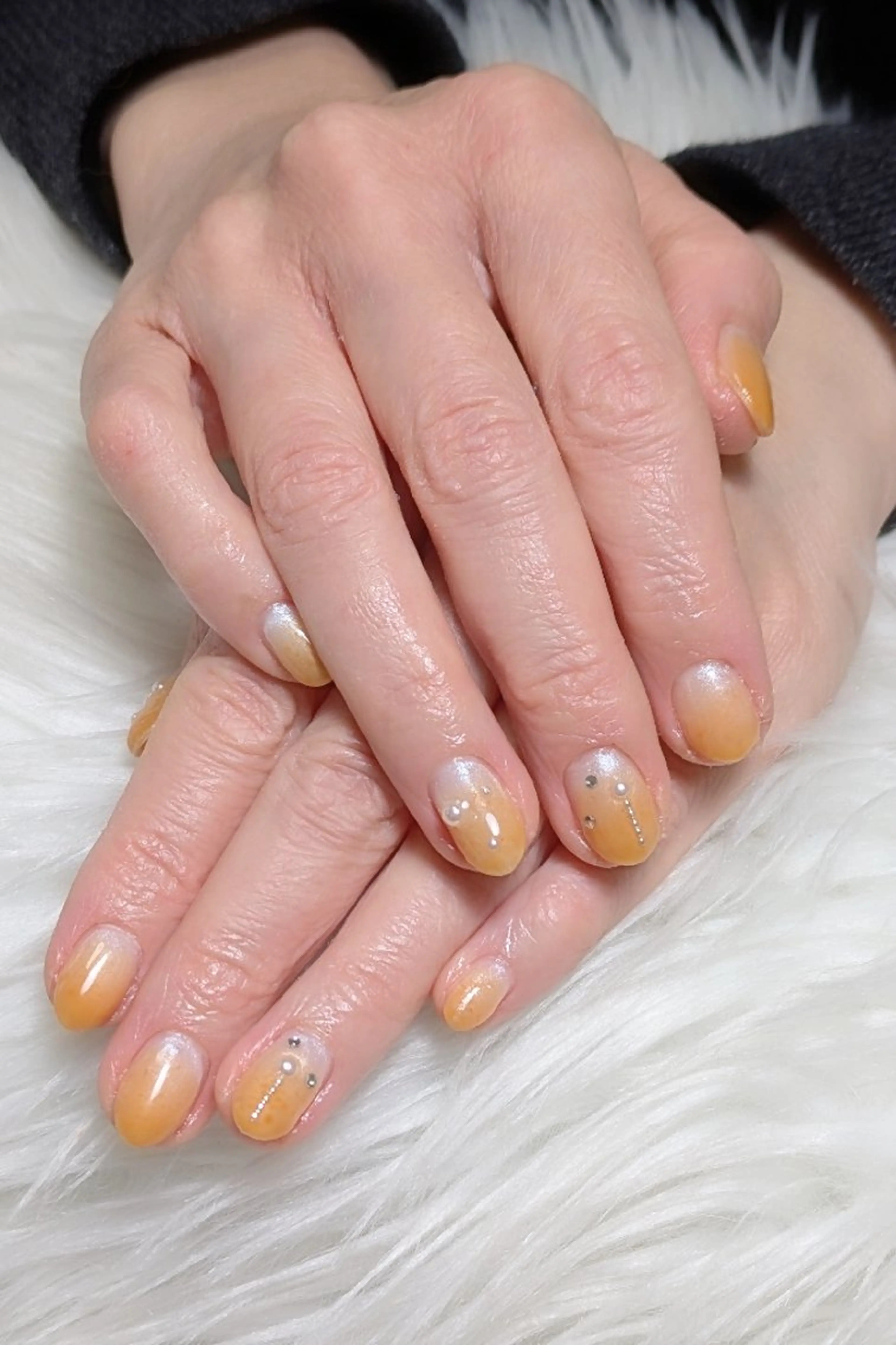 ネイル グラデーション ハンドネイル m&pPrivate nailsalonのネイルデザイン