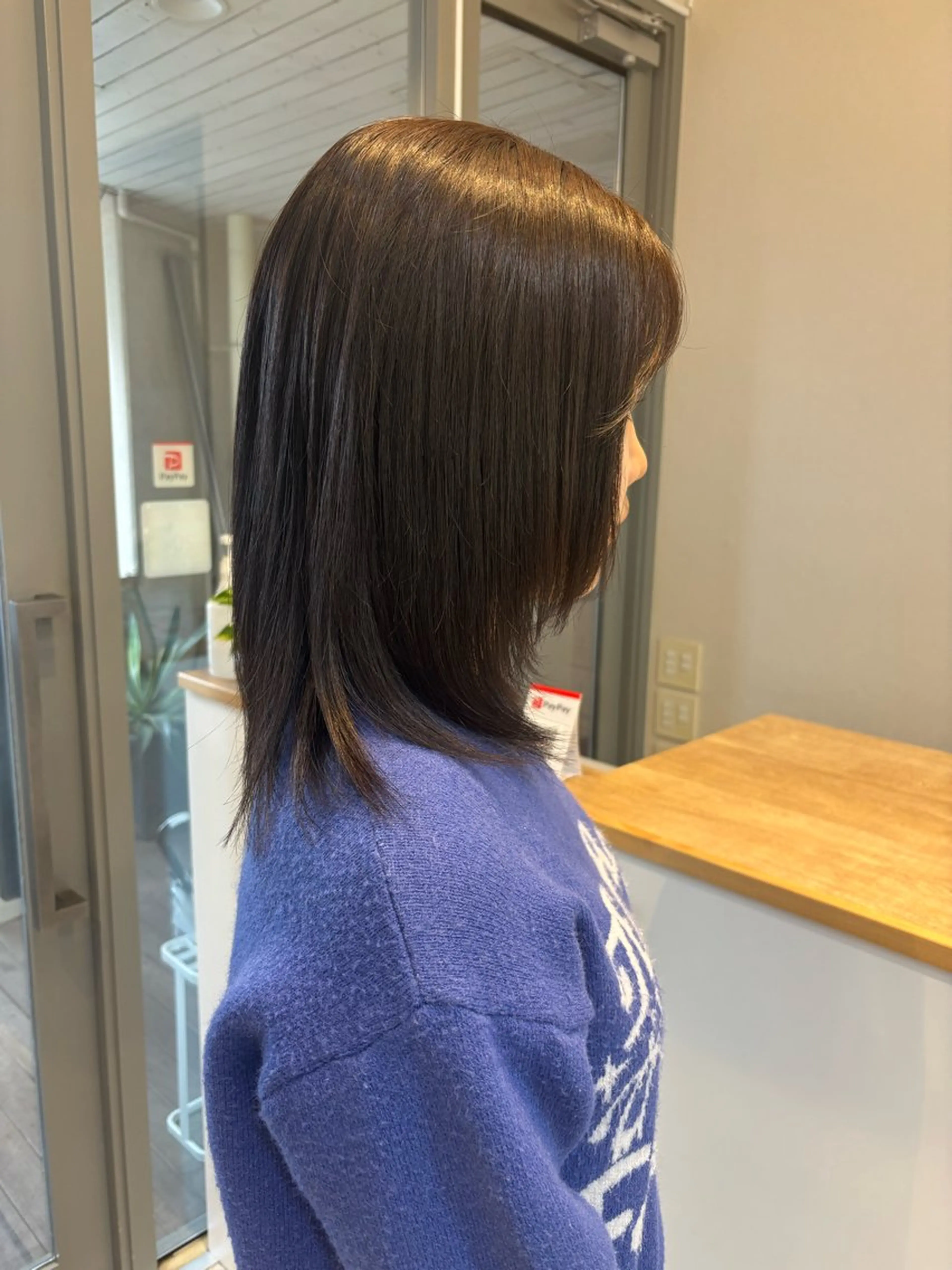 セミロング フローレン KANAKOのヘアスタイル