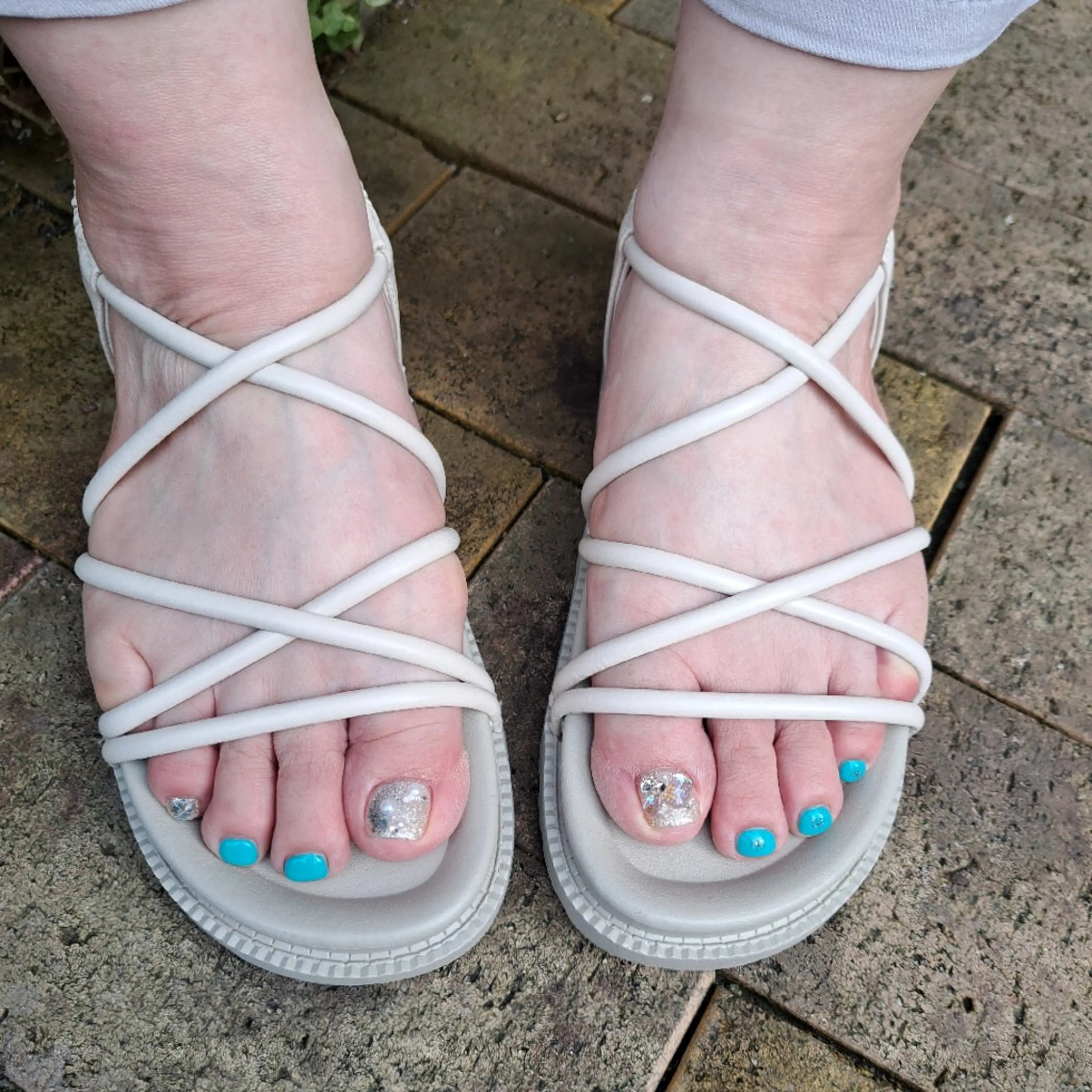 ネイル フットネイル ワンカラーネイル HAYASHI  Nのネイルデザイン