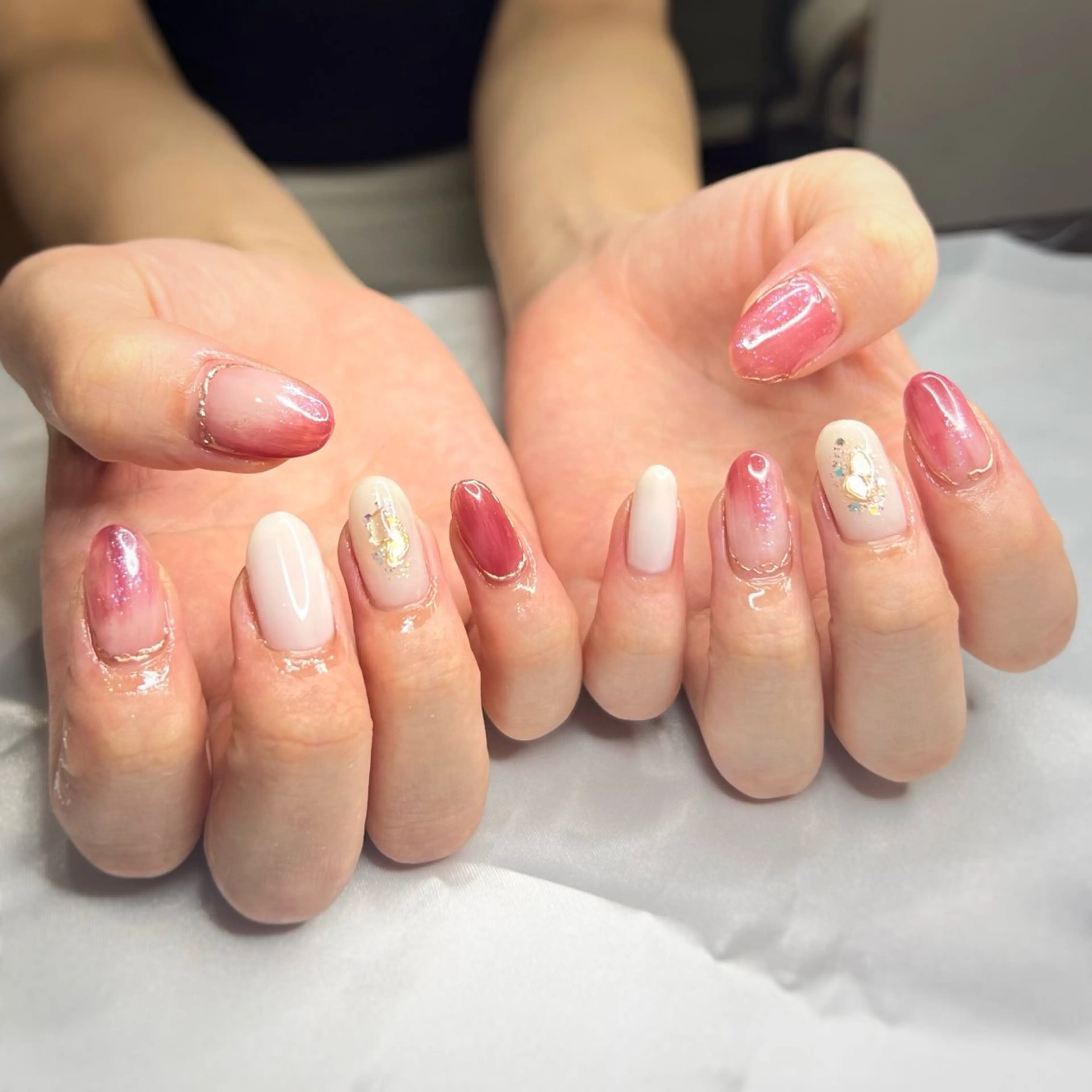 ネイル ハンドネイル vary clue所属・nailist🌻 YUKARIのネイルデザイン