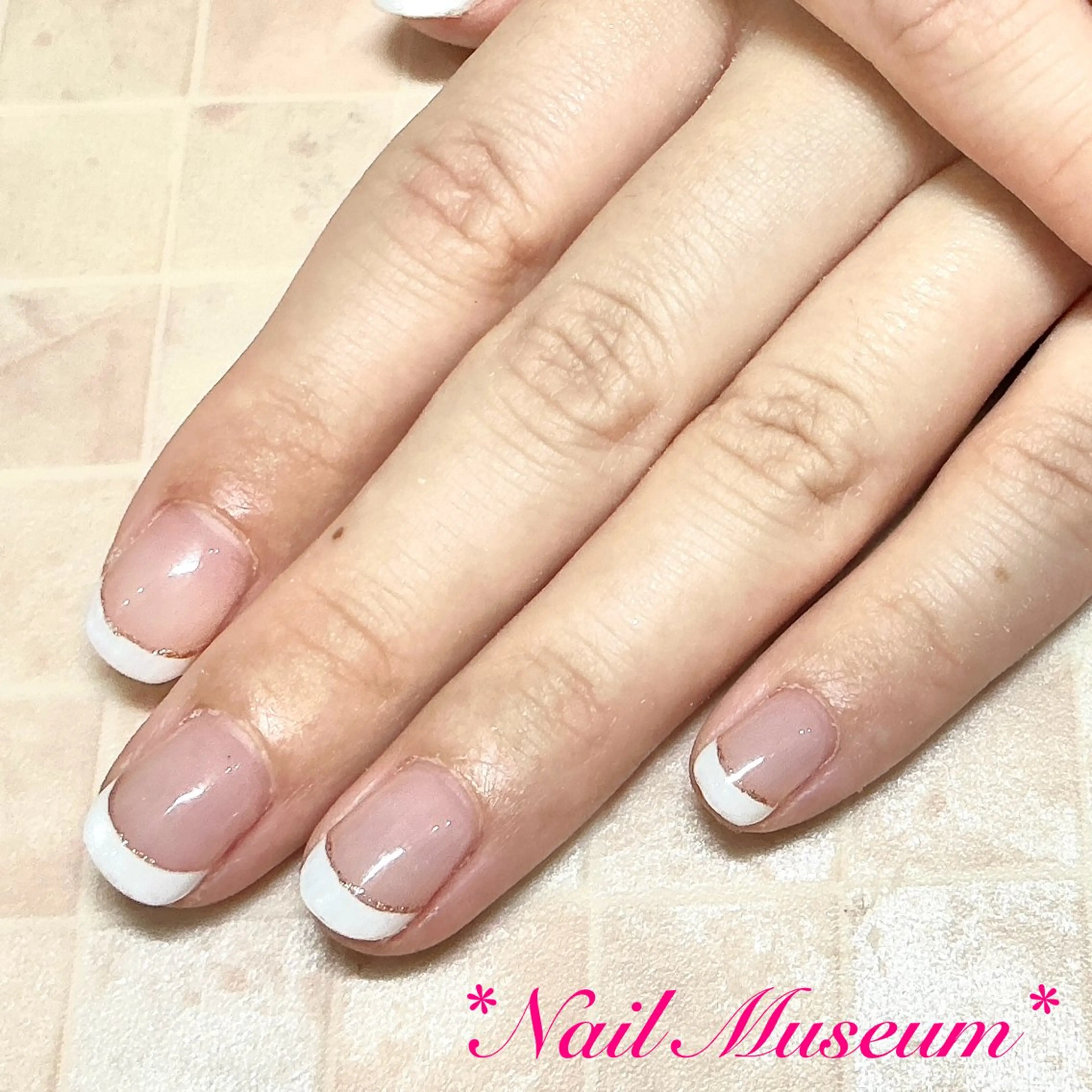 【平日限定】💅ハンド 【オフ無】 ジェル白フレンチ ♦︎75分🩵ミニモ限定プレJr.コース🩵 #オフィスネイルの写真
