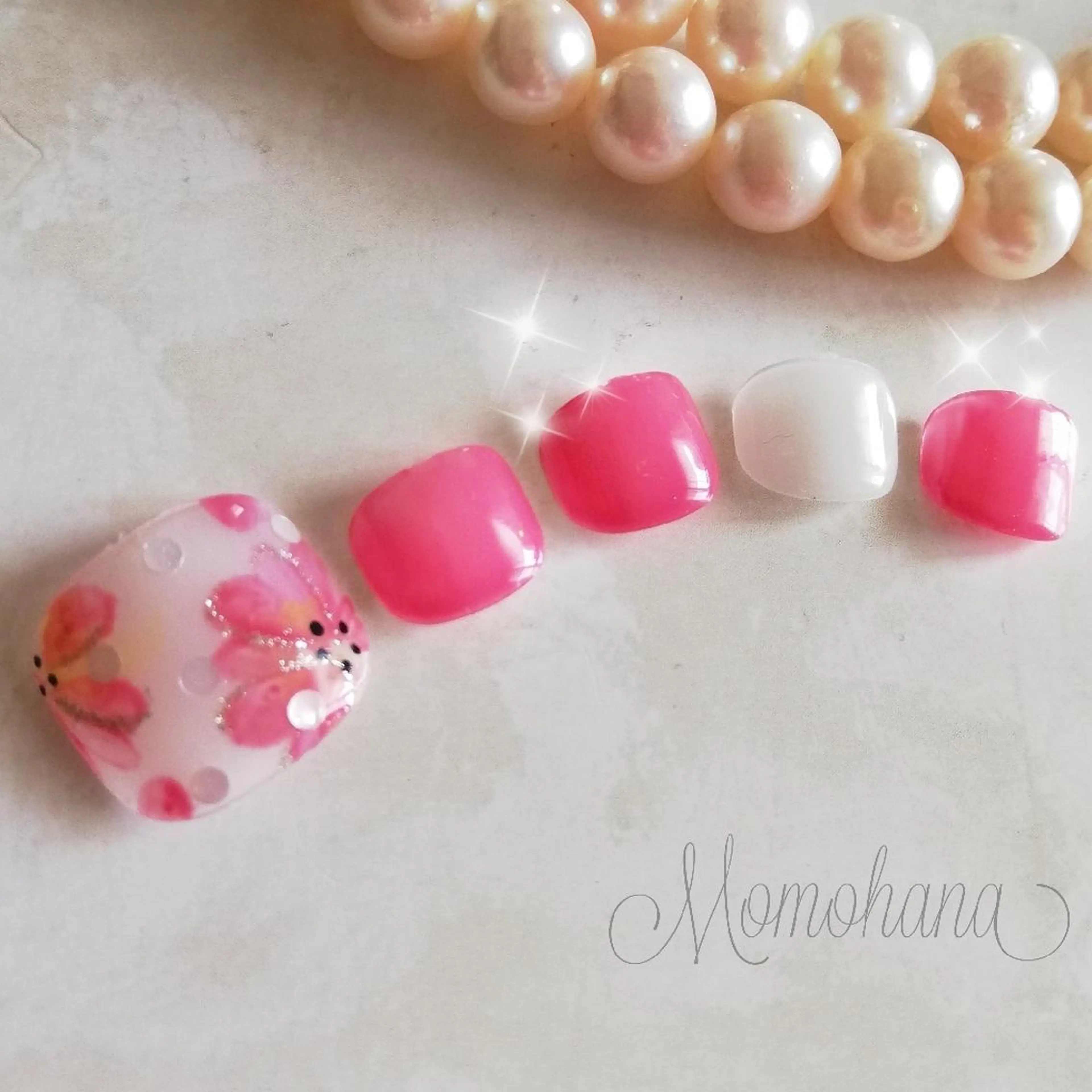 ネイル momohana  のネイルデザイン