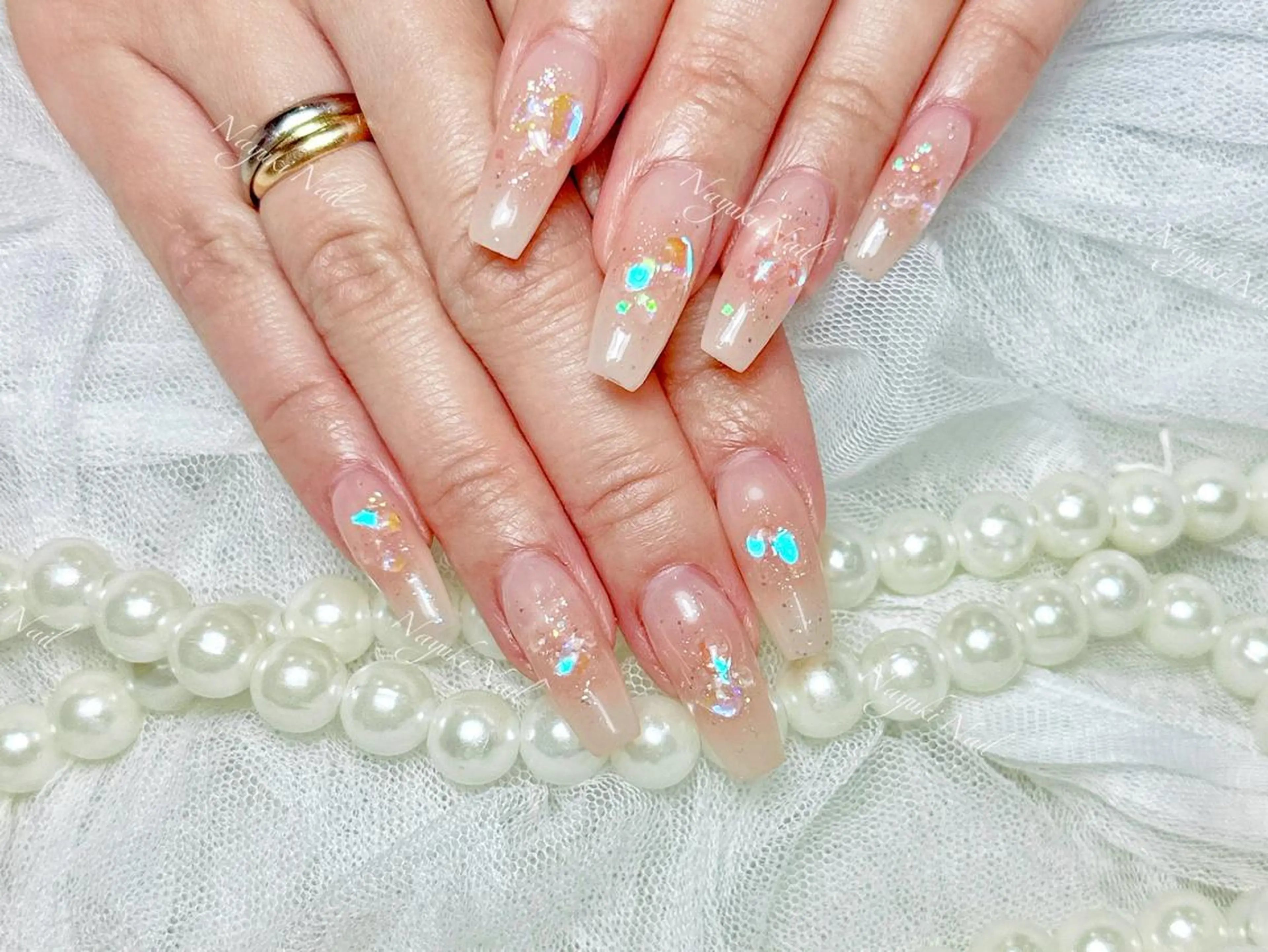 ネイル 🦋 Queenieのネイルデザイン